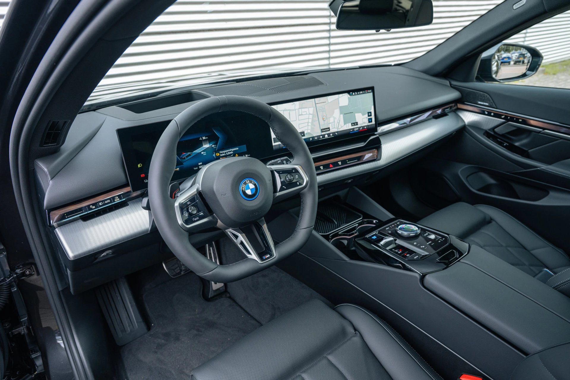 Hoofdafbeelding BMW i5