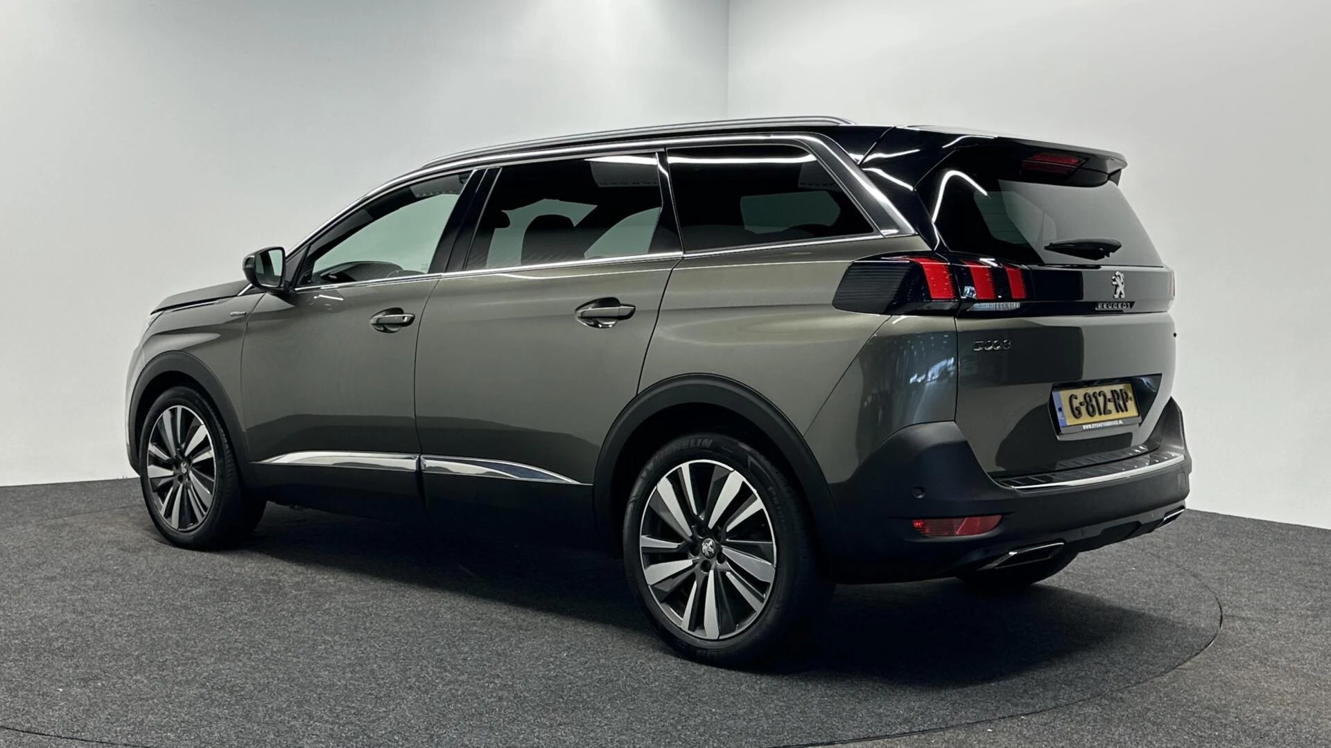 Hoofdafbeelding Peugeot 5008