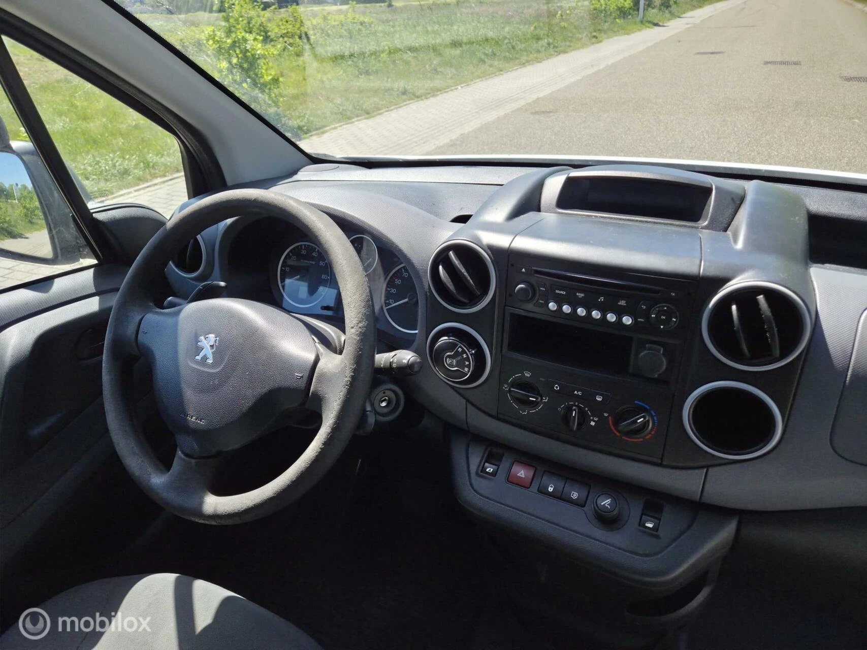 Hoofdafbeelding Peugeot Partner