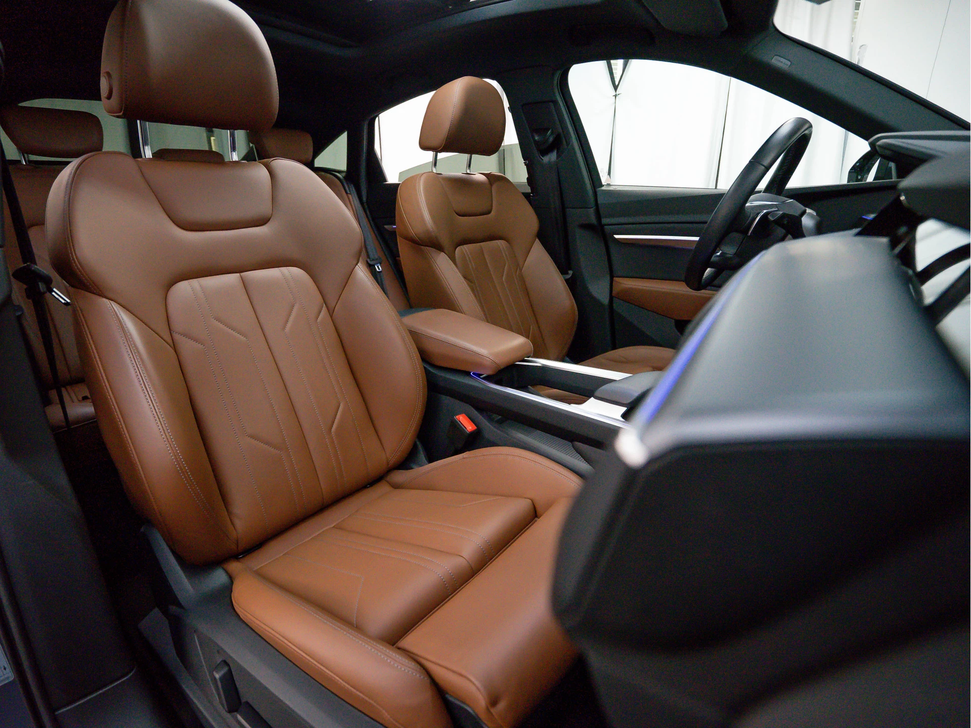 Hoofdafbeelding Audi Q8 Sportback e-tron
