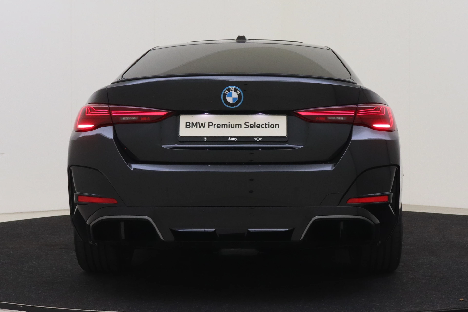 Hoofdafbeelding BMW i4