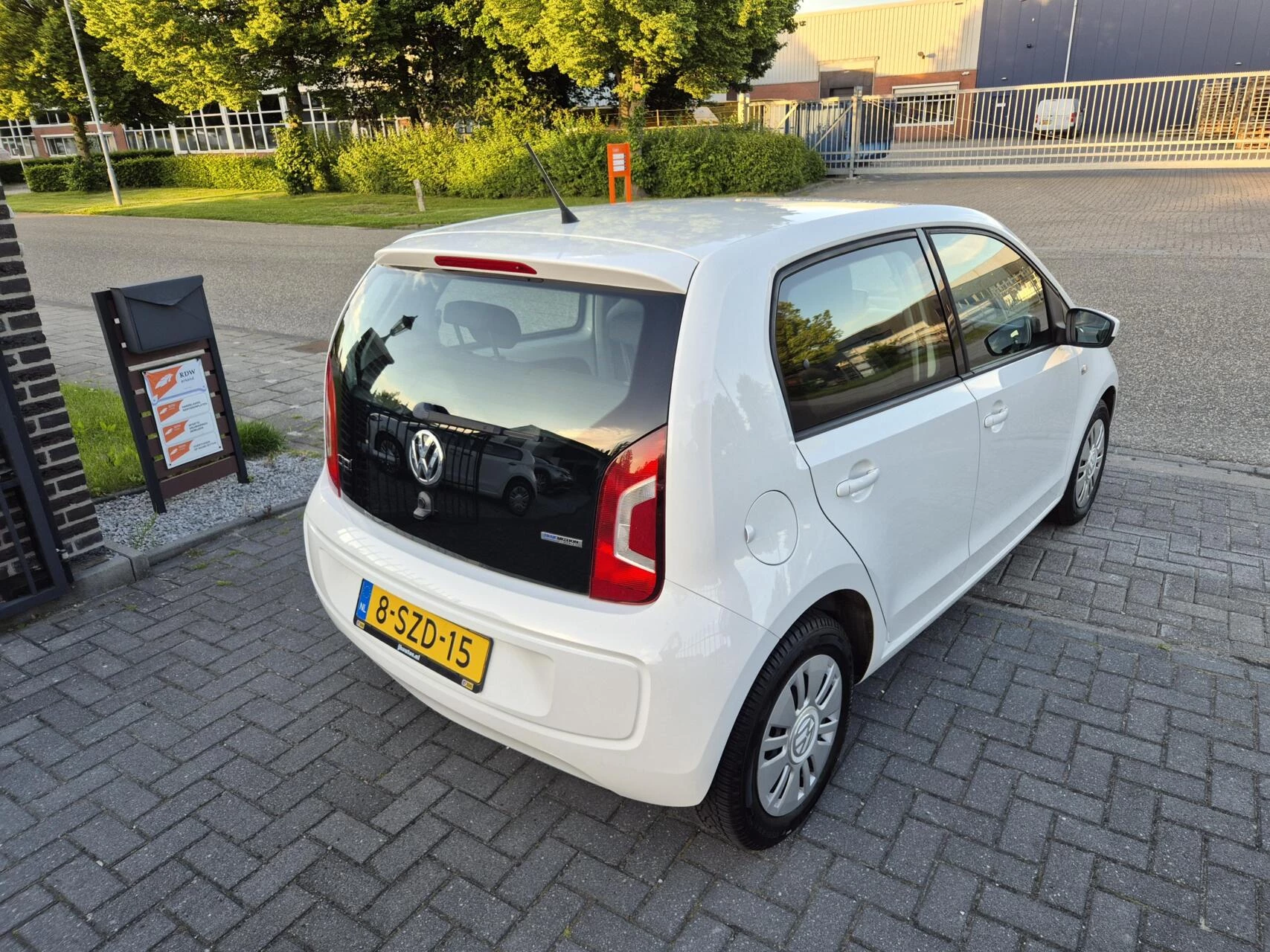 Hoofdafbeelding Volkswagen up!