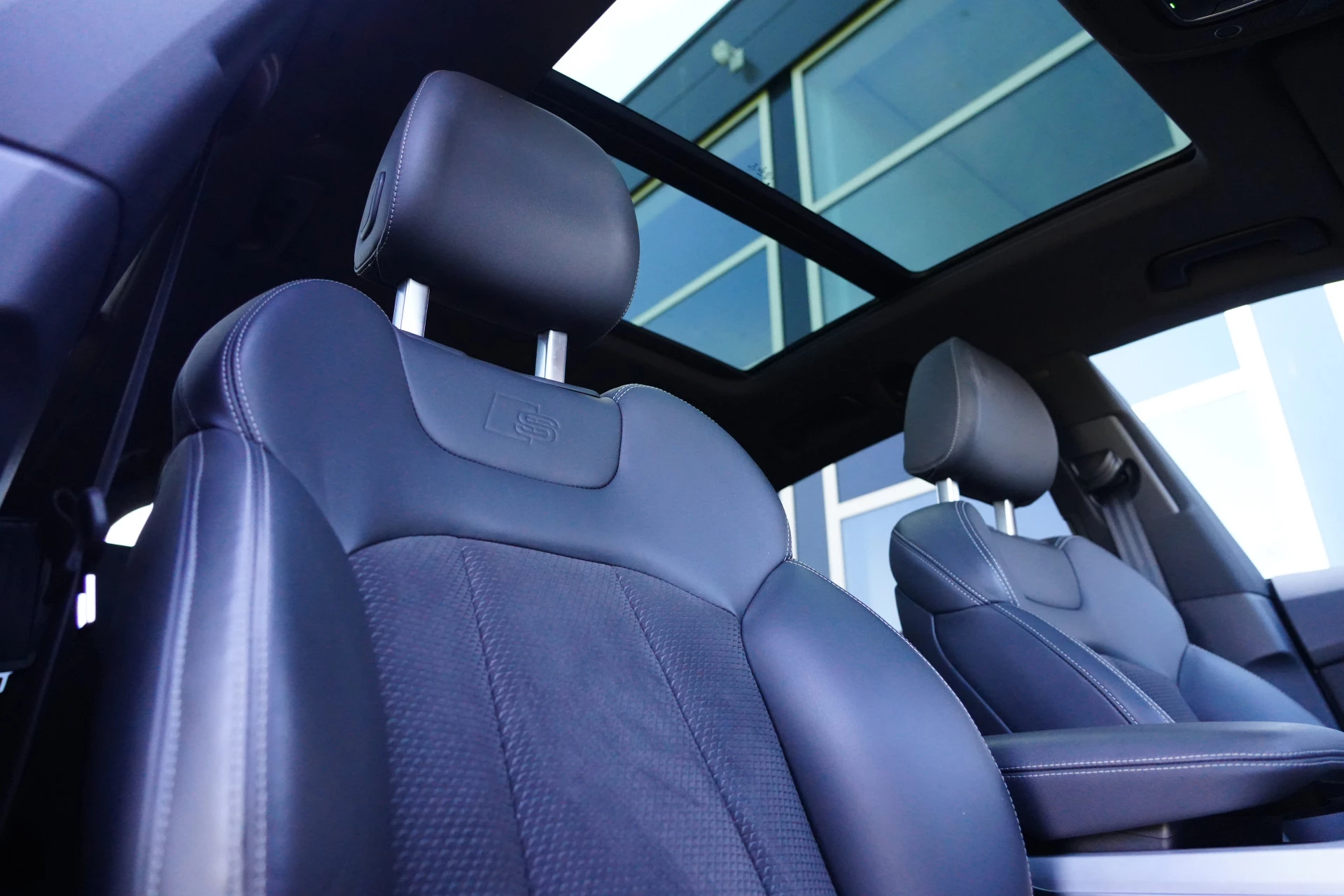 Hoofdafbeelding Audi Q8