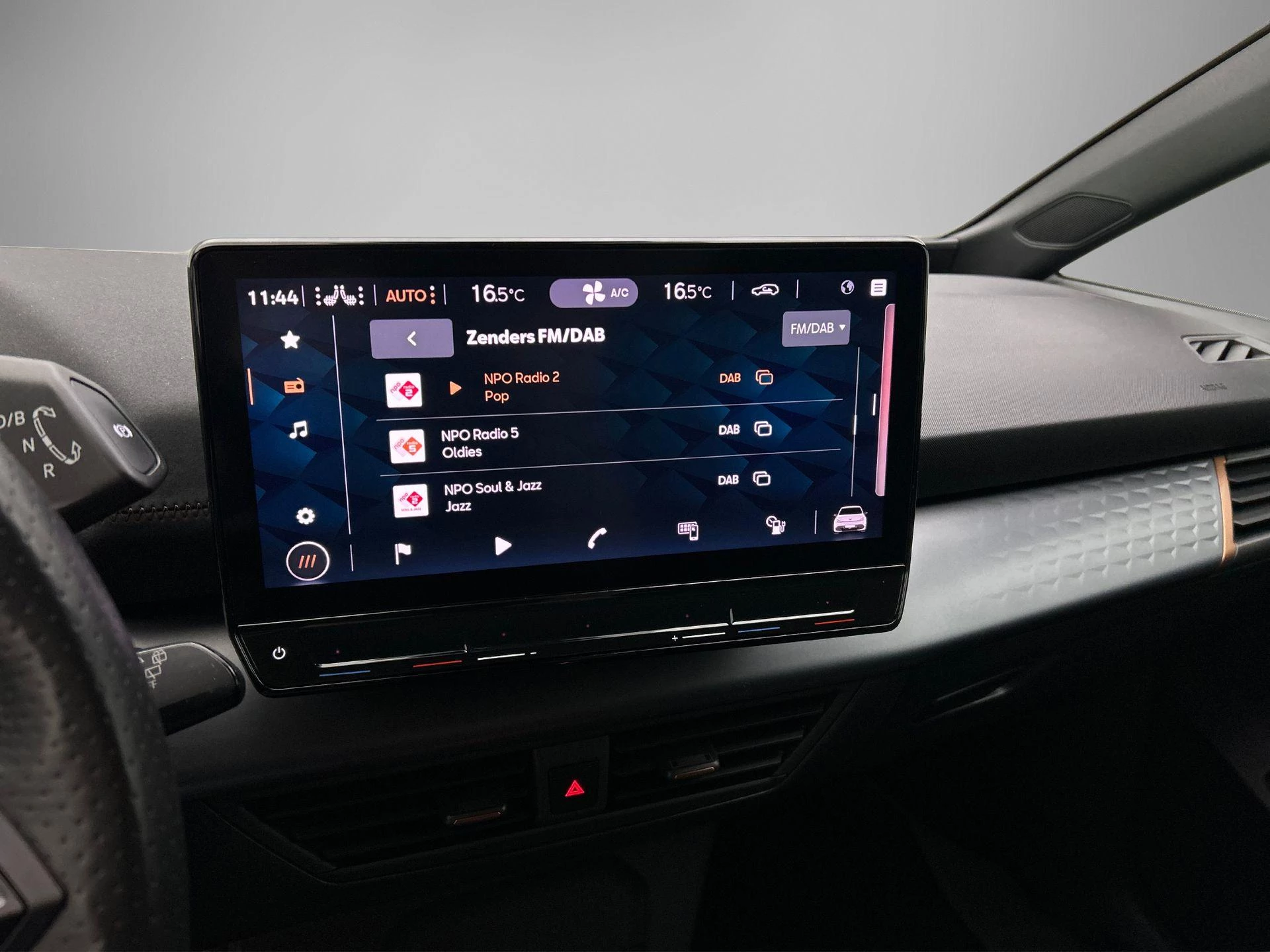 Hoofdafbeelding CUPRA Born