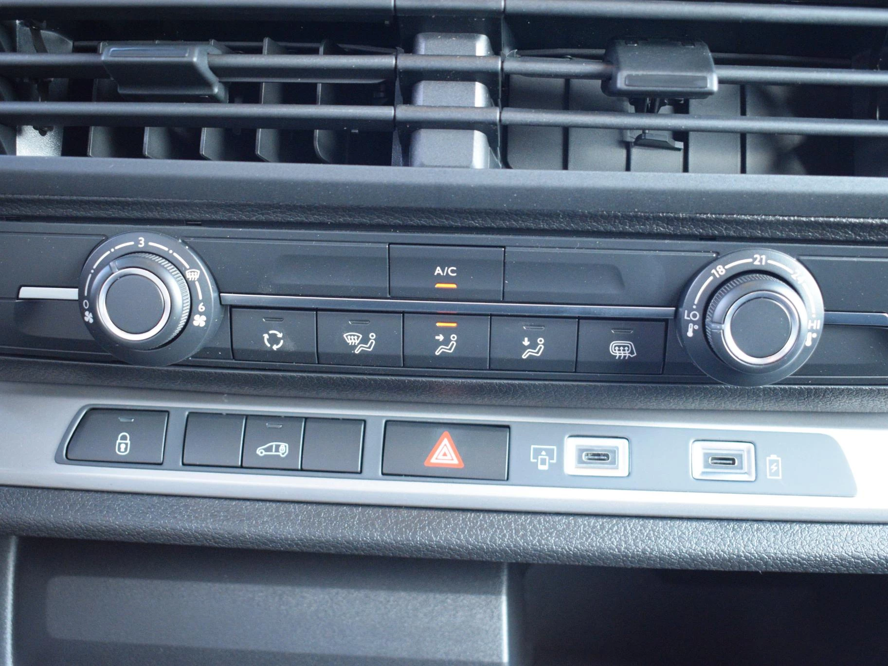 Hoofdafbeelding Opel Vivaro-e