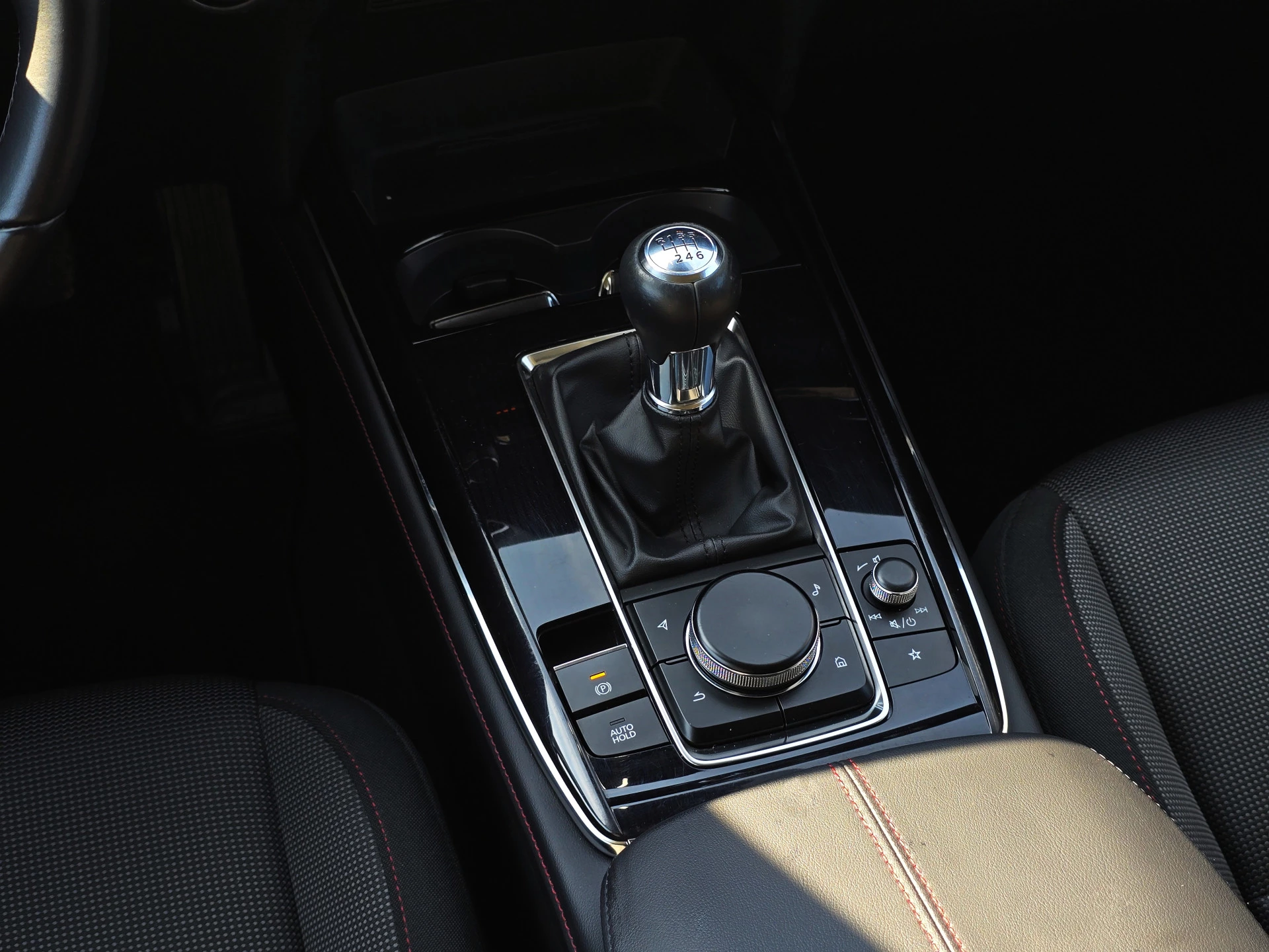 Hoofdafbeelding Mazda CX-30