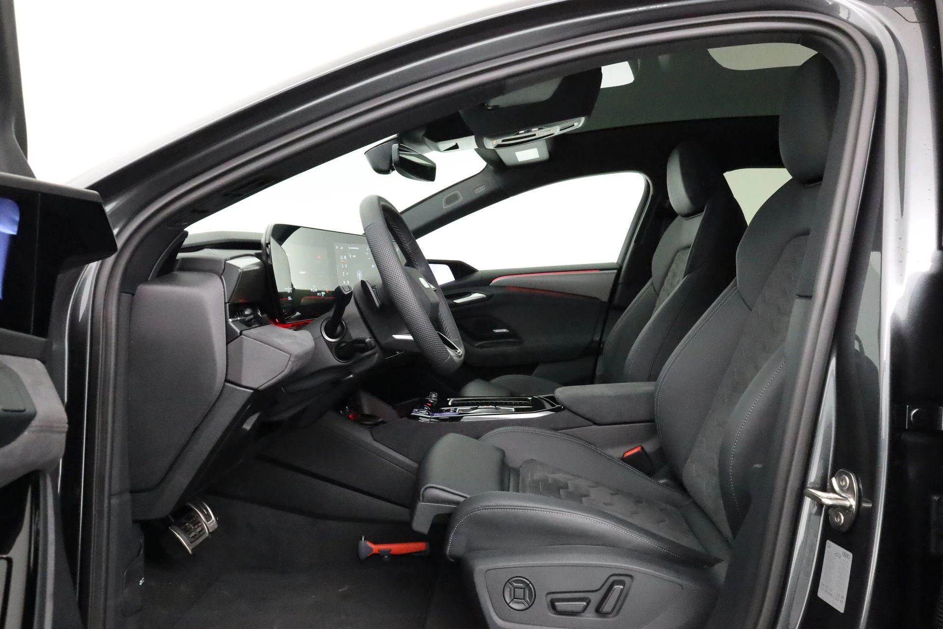 Hoofdafbeelding Audi A6 Avant e-tron