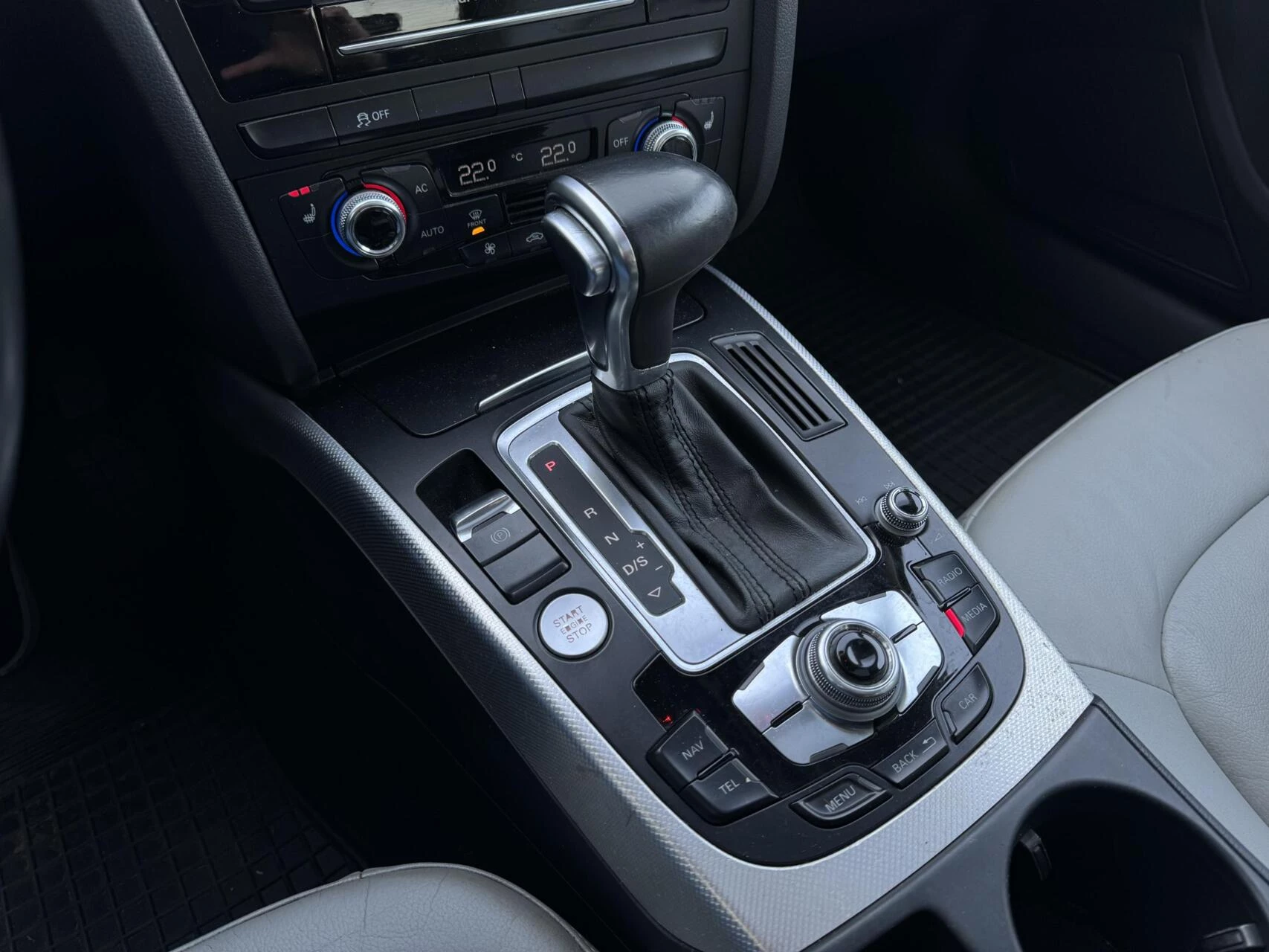 Hoofdafbeelding Audi A4