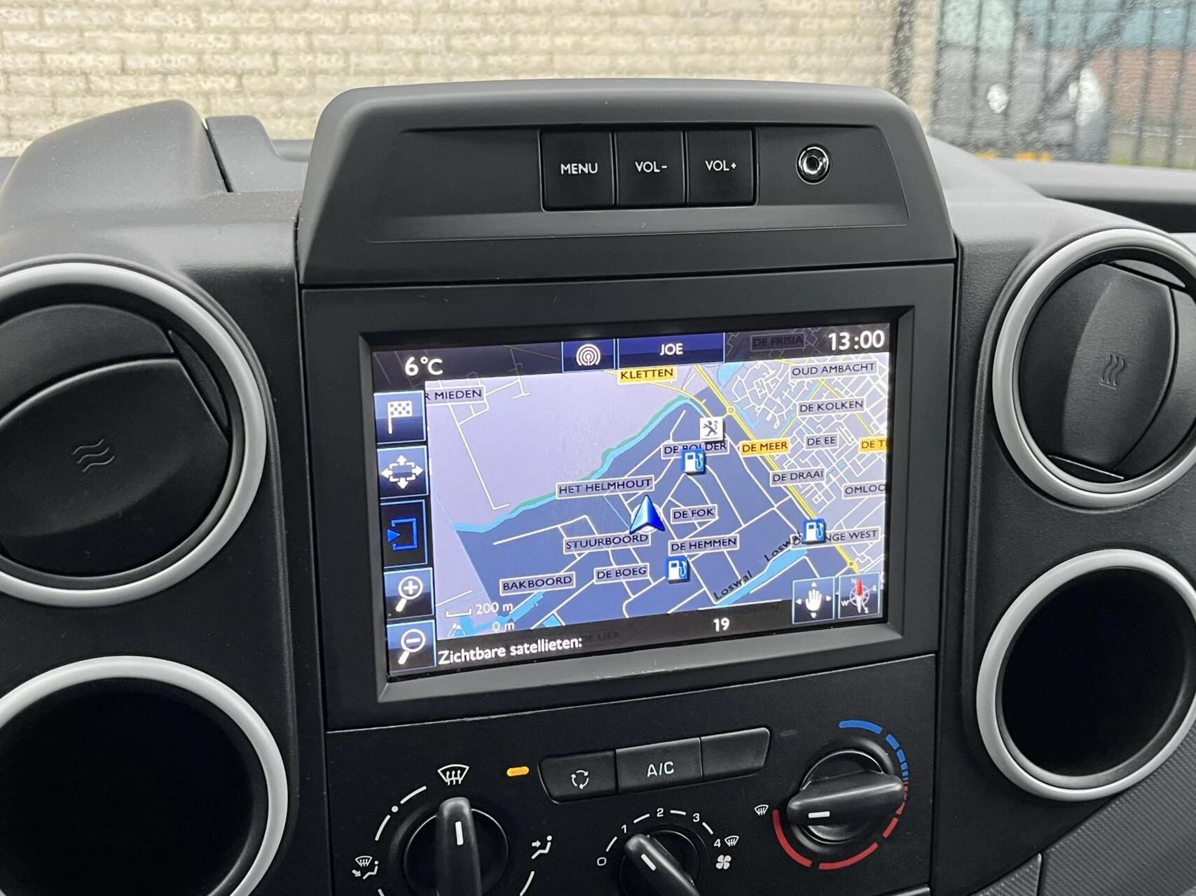 Hoofdafbeelding Peugeot Partner