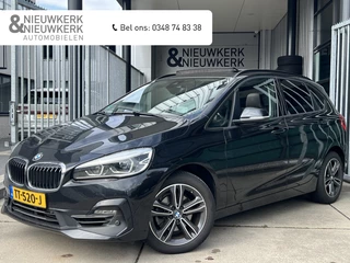 BMW 2 Serie Active Tourer 218i High Executive | AUTOMAAT | HEAD-UP DISPLAY | LEDER | SCHUIF/KANTELDAK | NAVI XL | CAMERA | CRUISE CONTROL | CLIMATE CONTROL | PDC V+A | LMV 17'' | STOELVERWARMING | BLUETOOTH