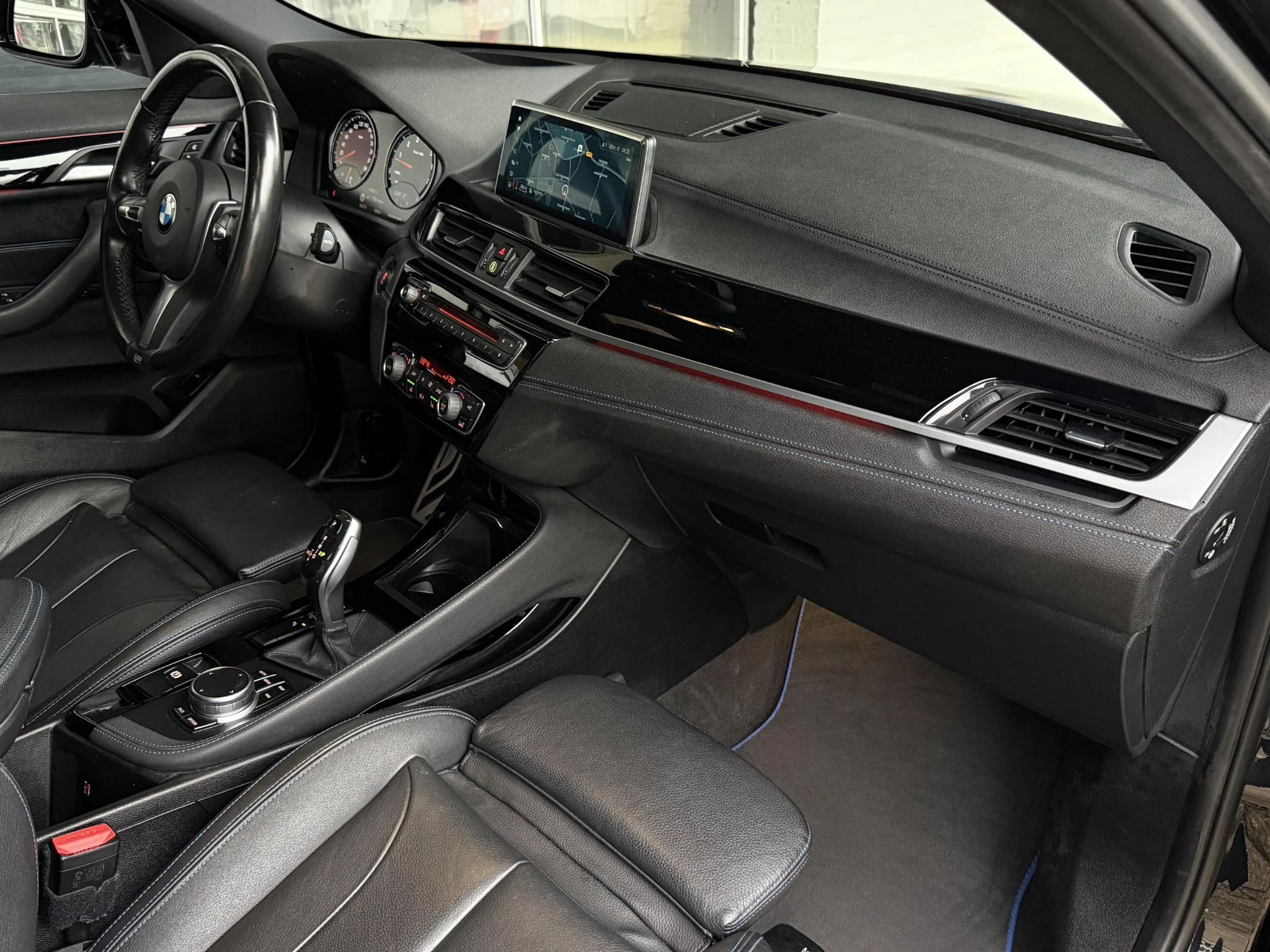 Hoofdafbeelding BMW X2