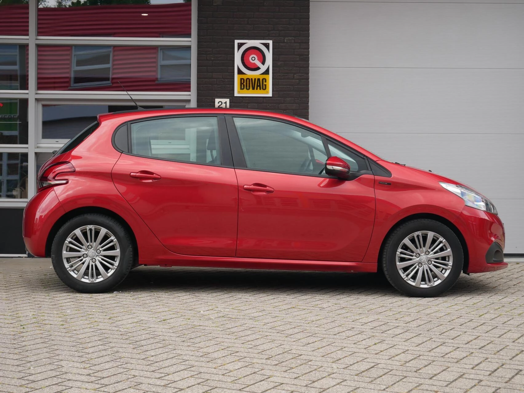 Hoofdafbeelding Peugeot 208