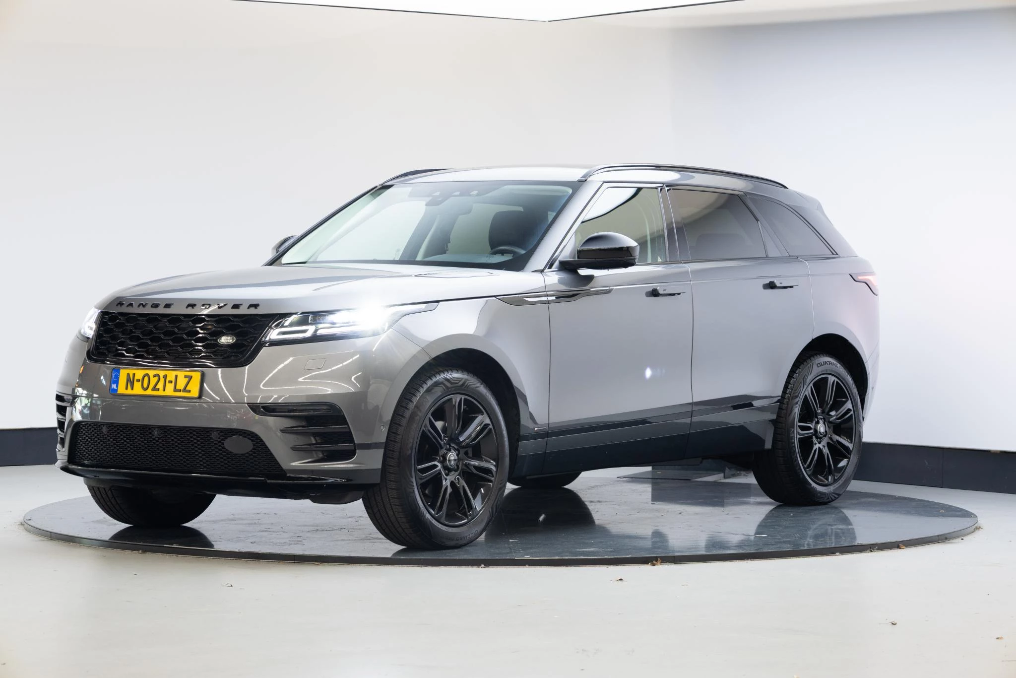 Hoofdafbeelding Land Rover Range Rover Velar