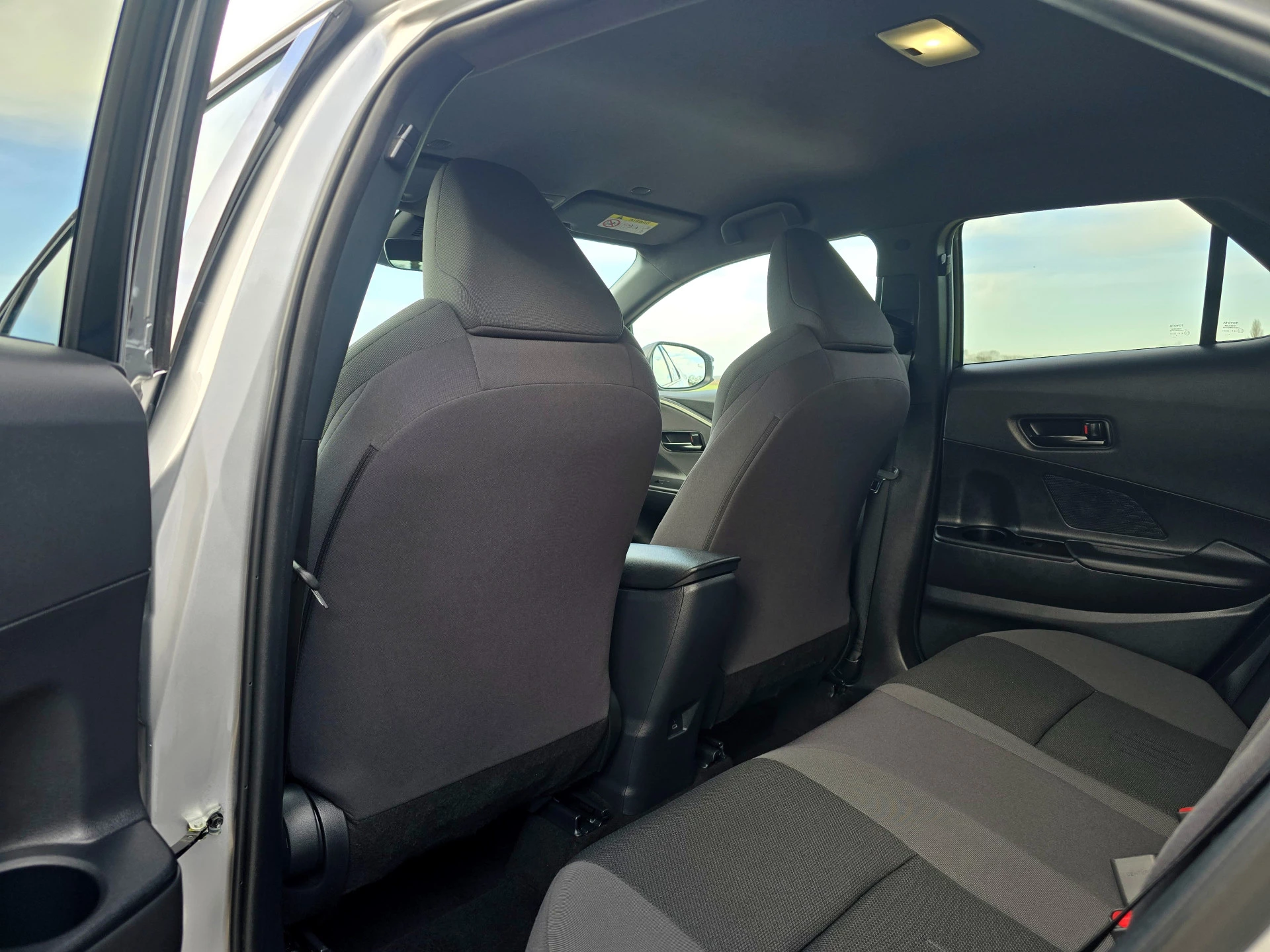 Hoofdafbeelding Toyota C-HR