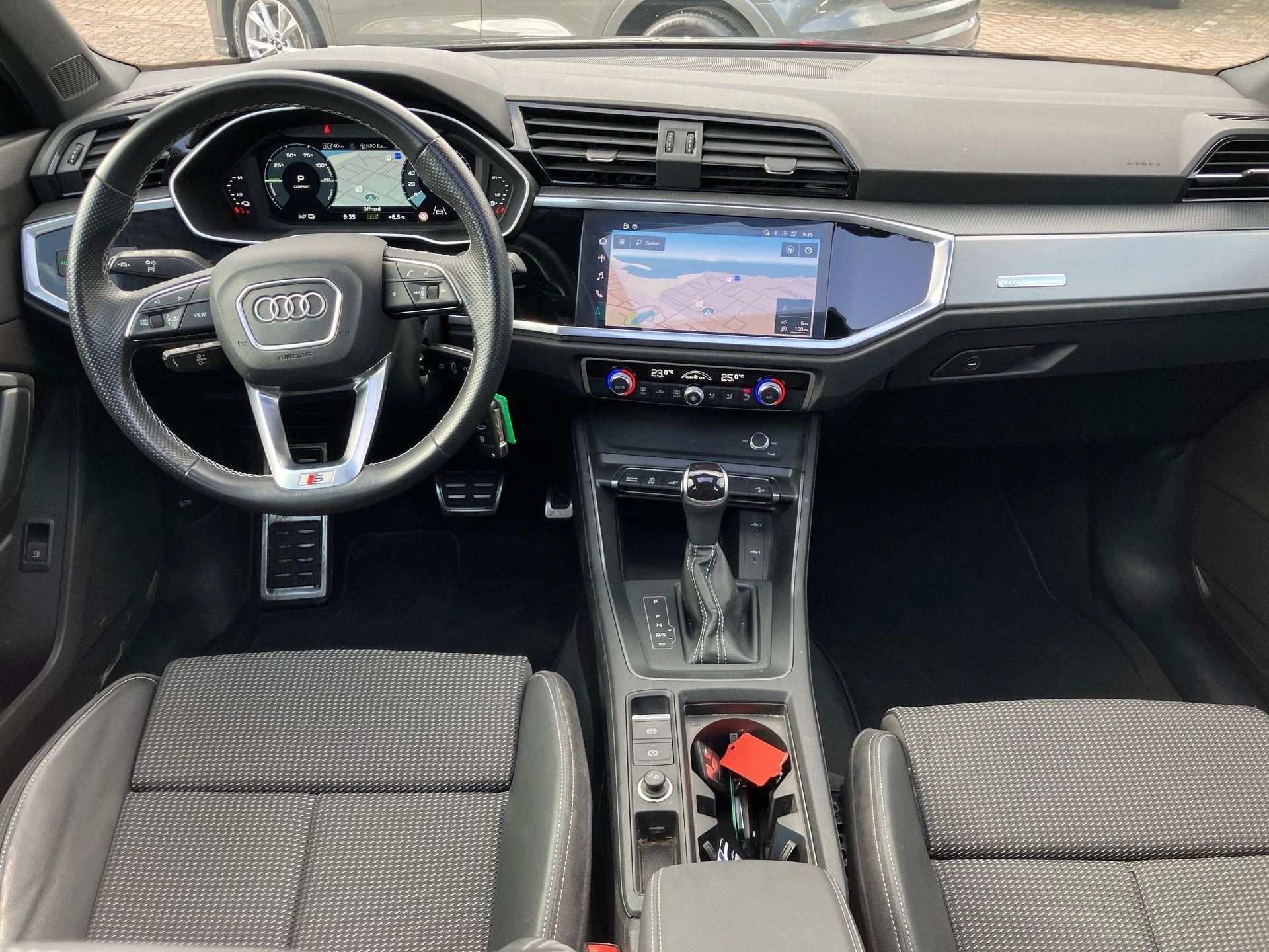 Hoofdafbeelding Audi Q3