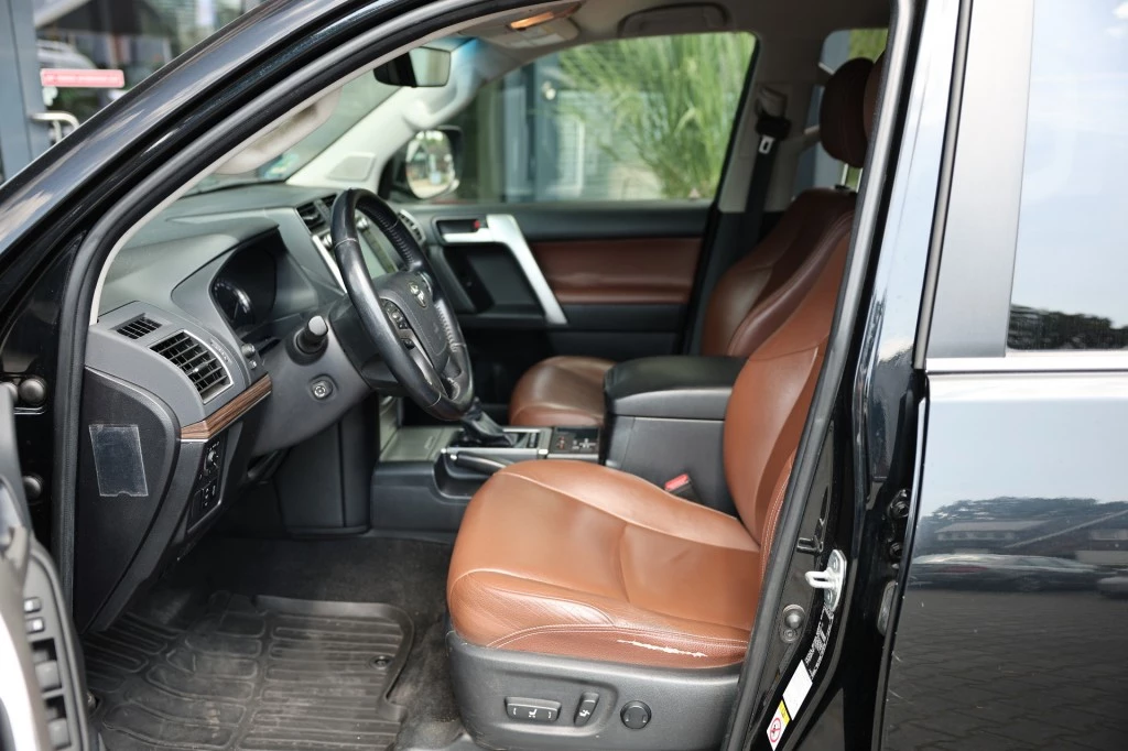 Hoofdafbeelding Toyota Land Cruiser