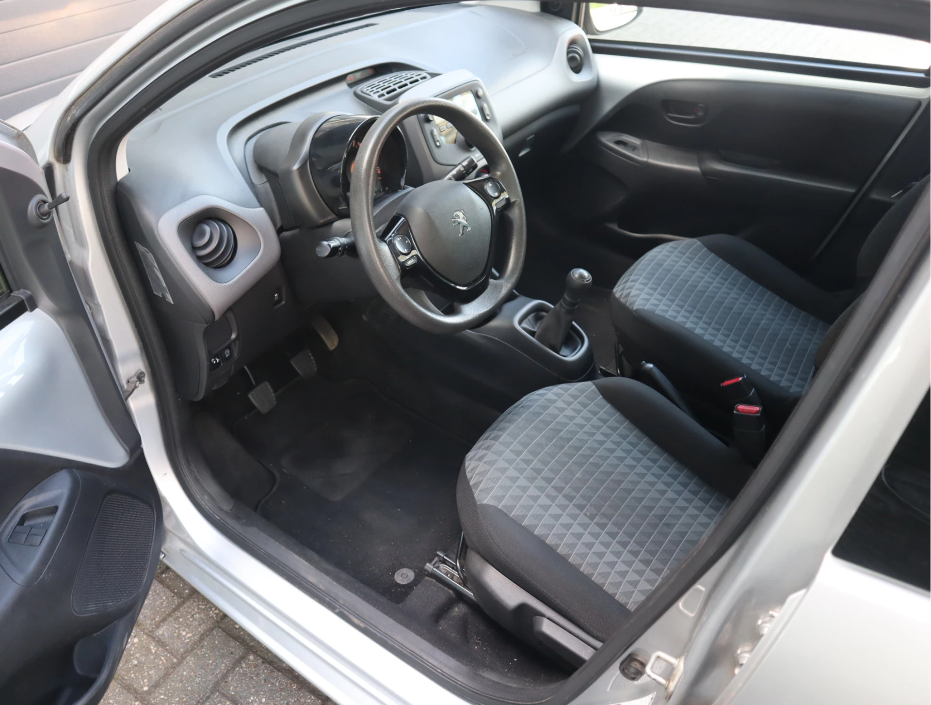 Hoofdafbeelding Peugeot 108