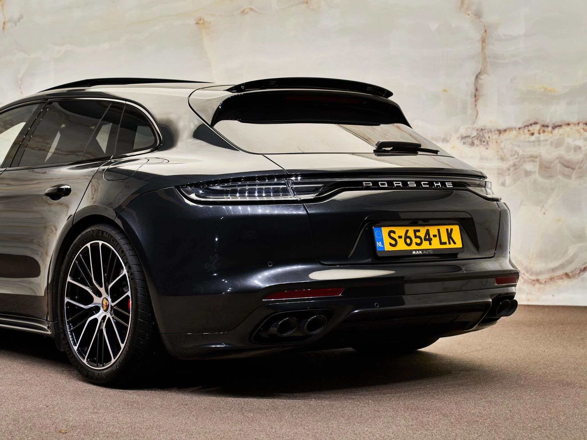Hoofdafbeelding Porsche Panamera