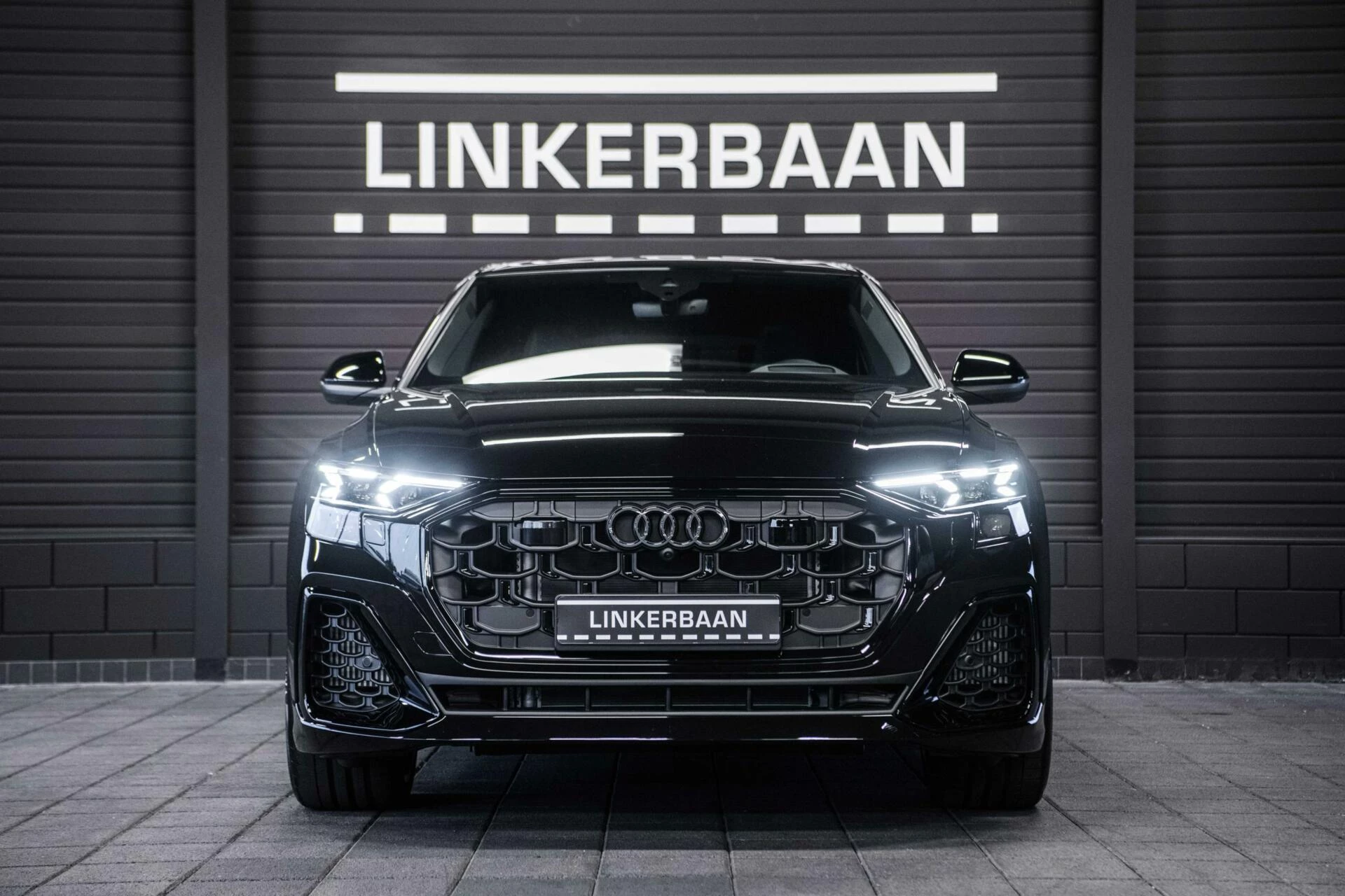 Hoofdafbeelding Audi Q8