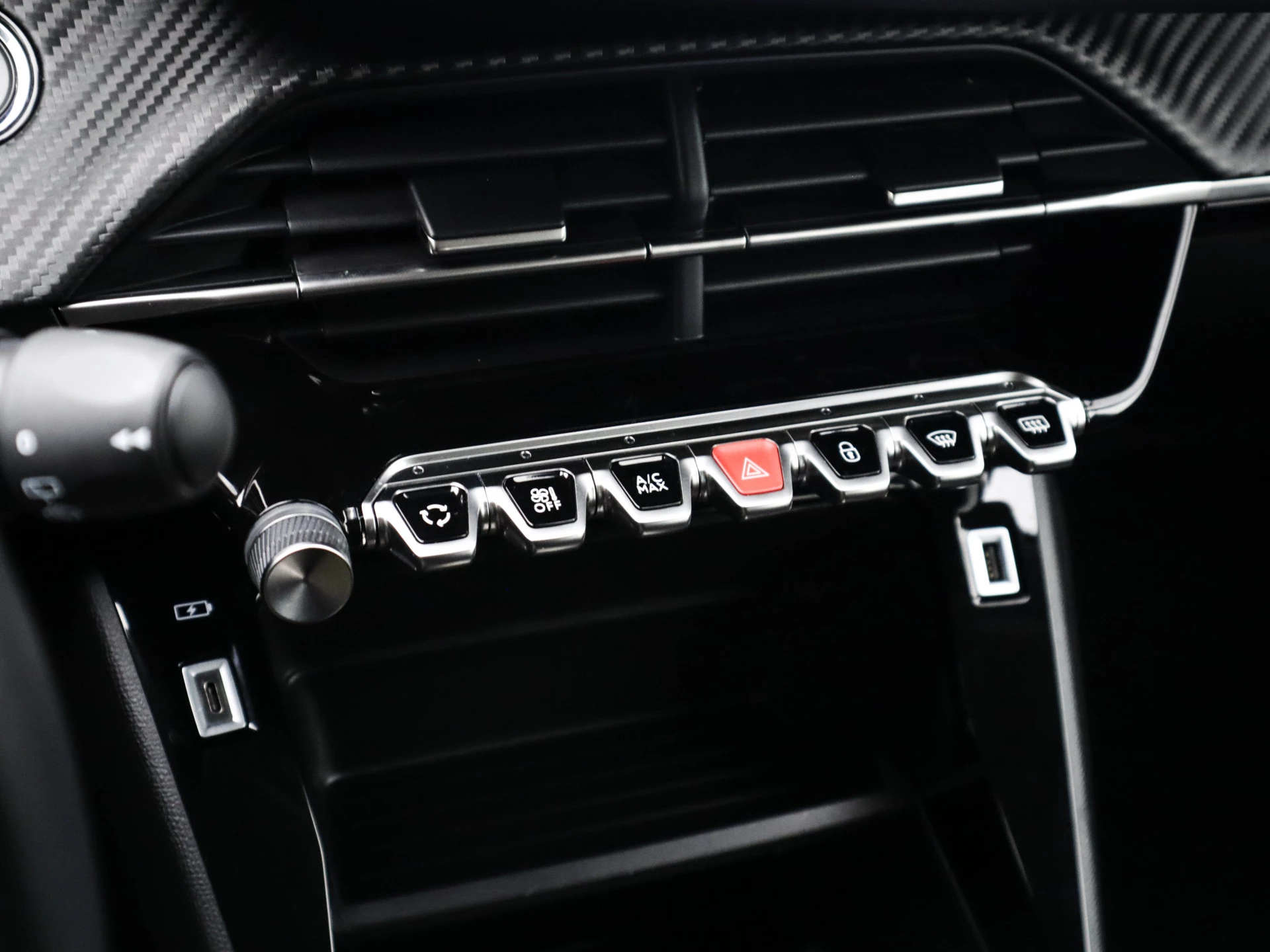 Hoofdafbeelding Peugeot e-208