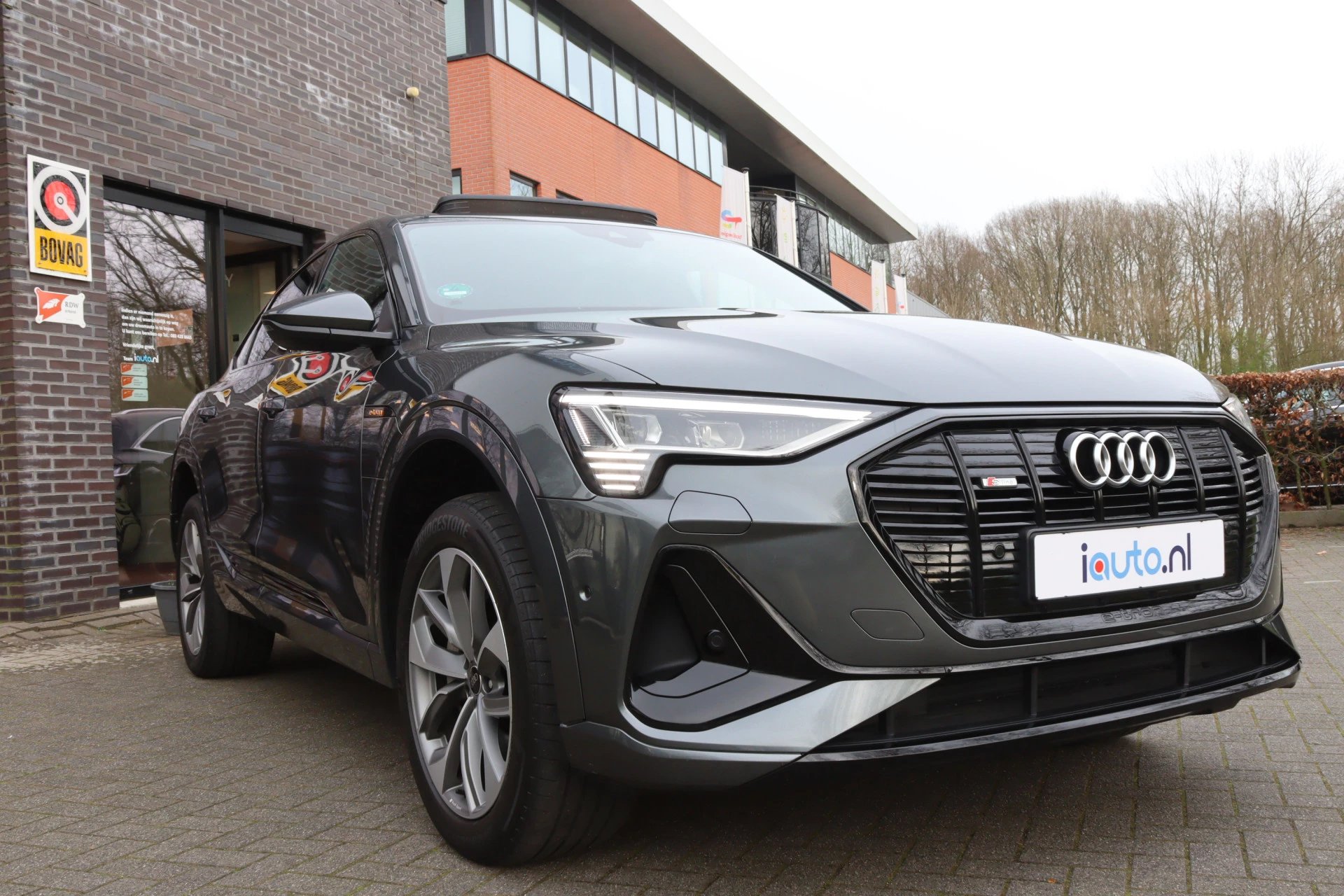 Hoofdafbeelding Audi e-tron