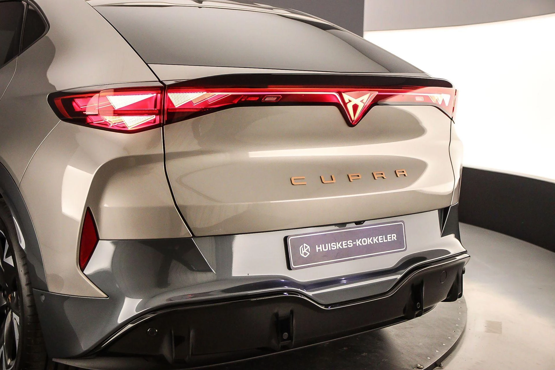 Hoofdafbeelding CUPRA Tavascan