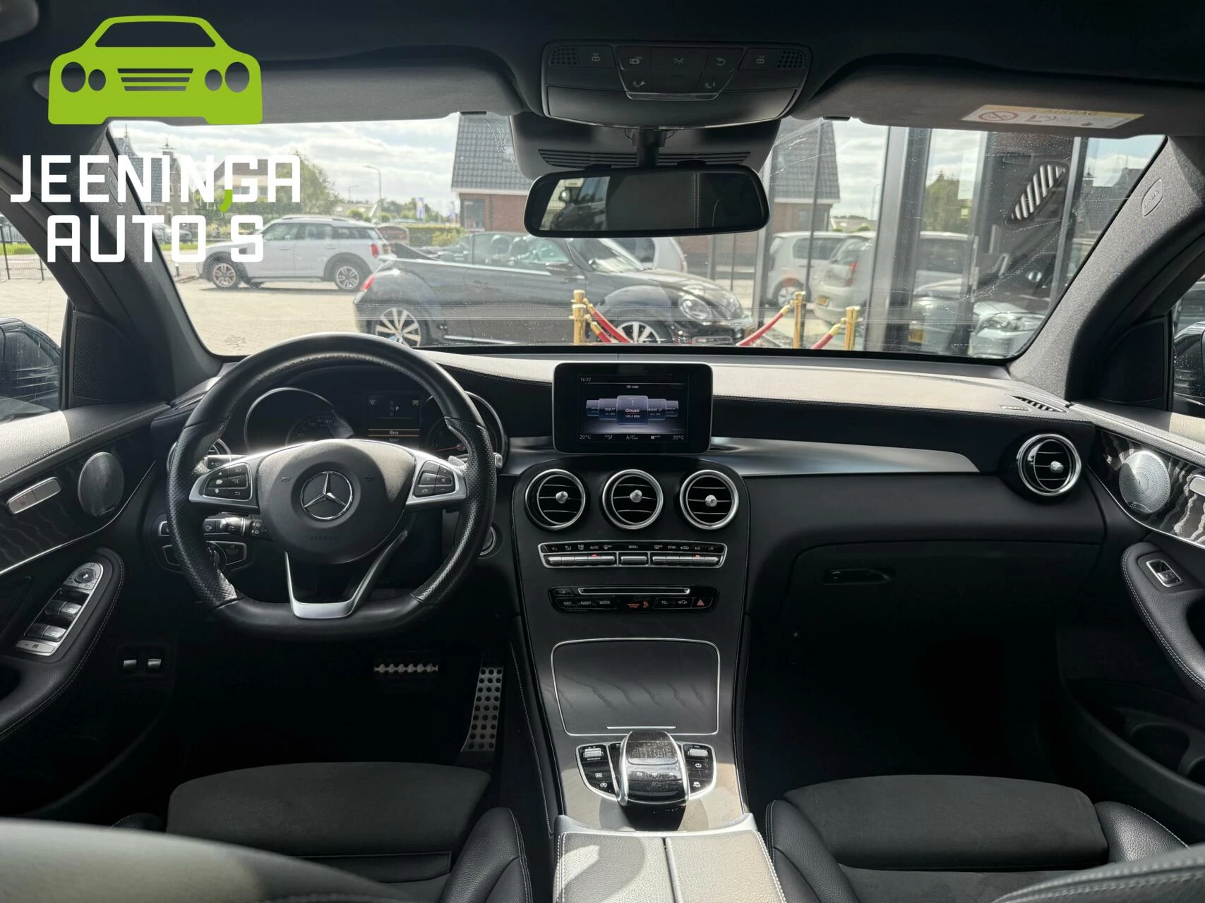 Hoofdafbeelding Mercedes-Benz GLC