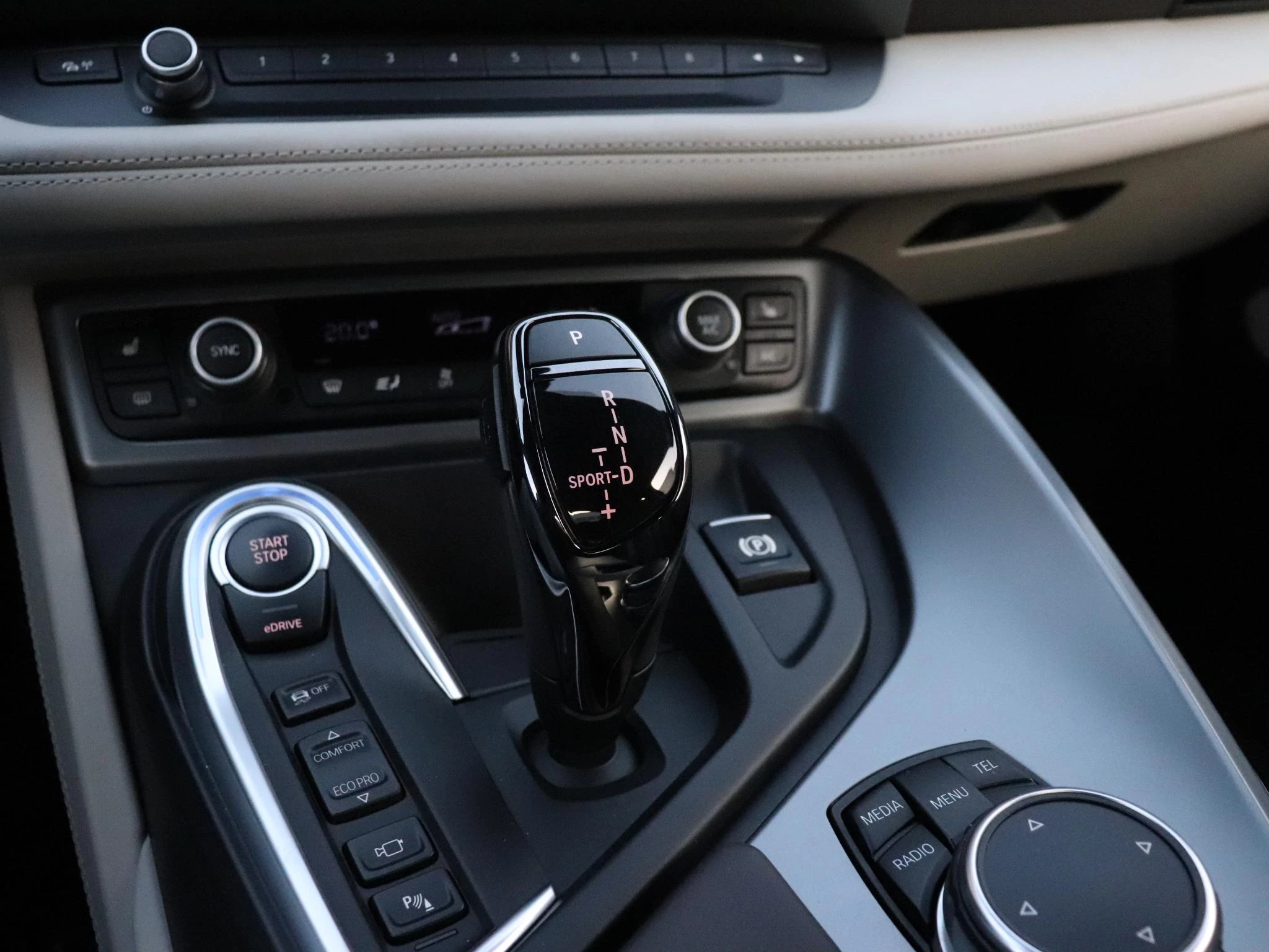 Hoofdafbeelding BMW i8