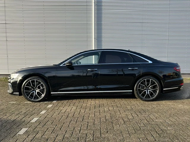 Hoofdafbeelding Audi A8