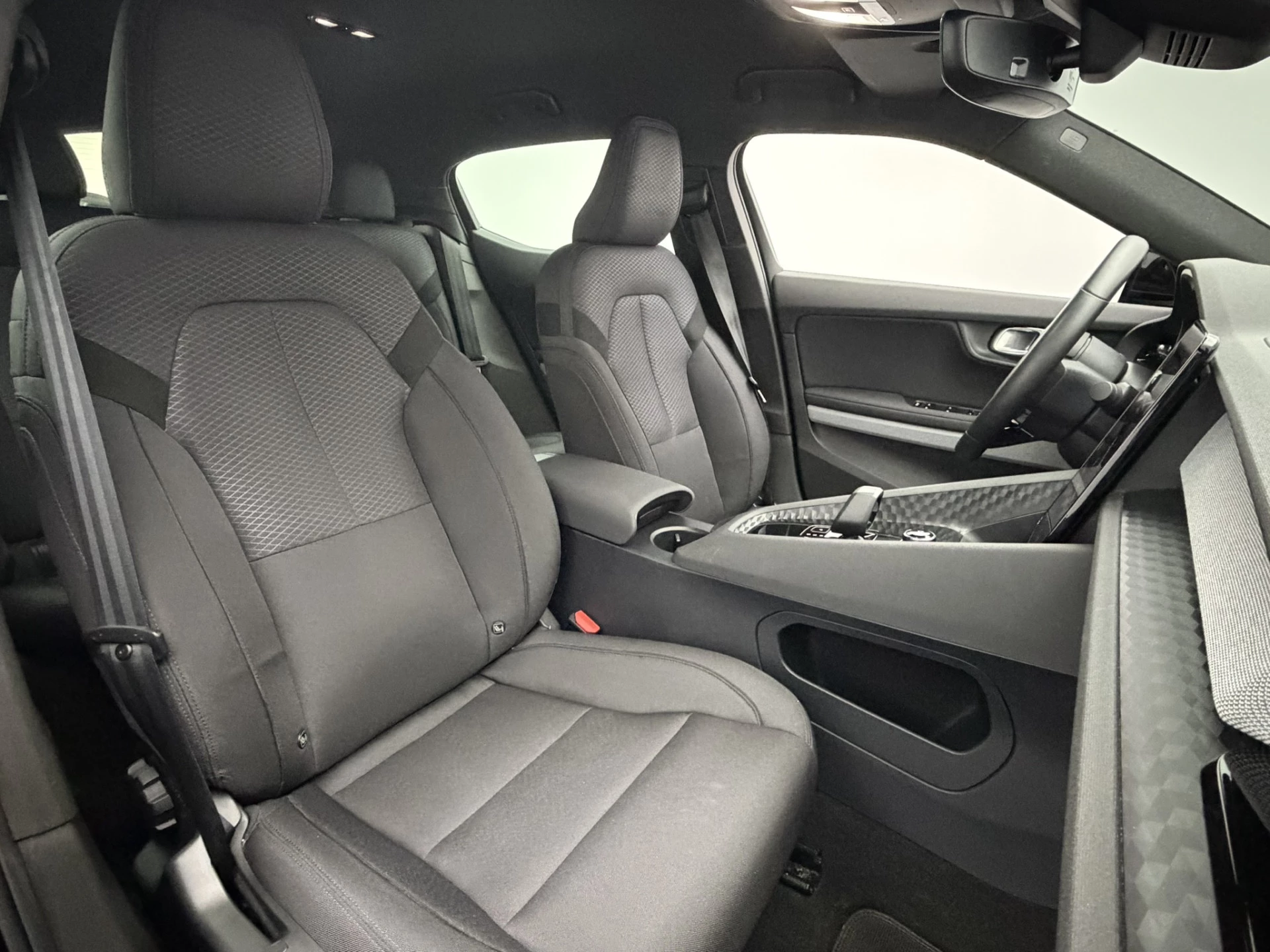 Hoofdafbeelding Polestar 2