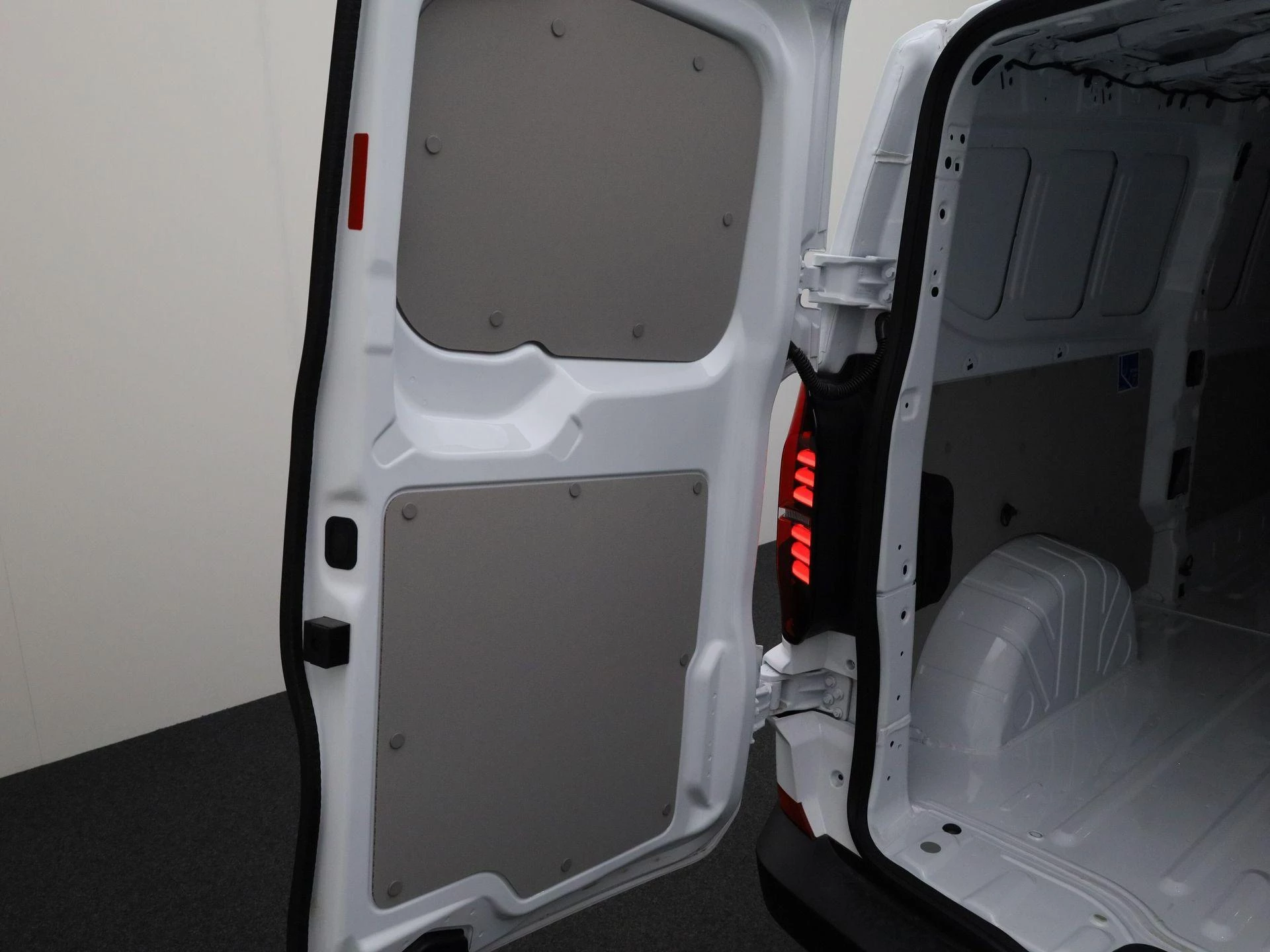 Hoofdafbeelding Volkswagen e-Transporter