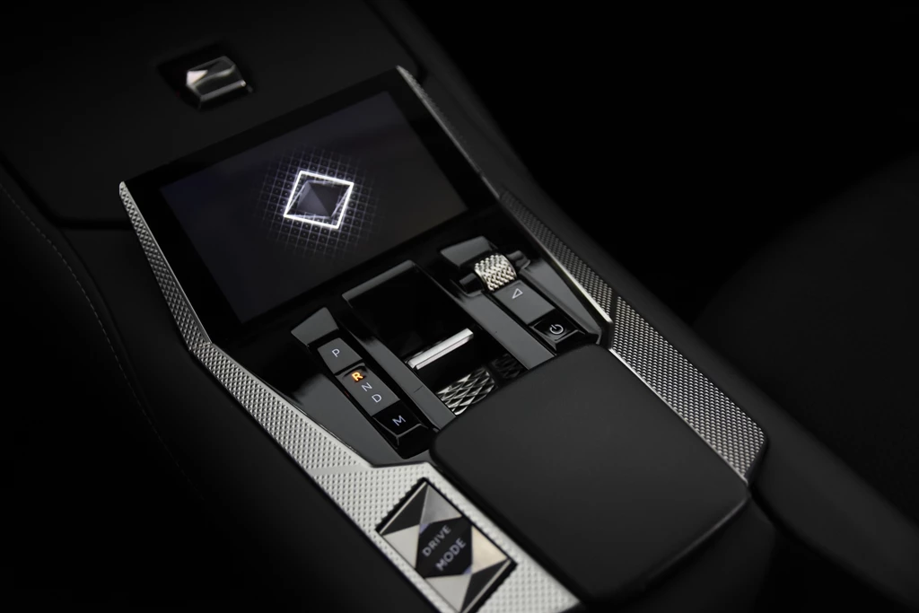 Hoofdafbeelding DS DS 4