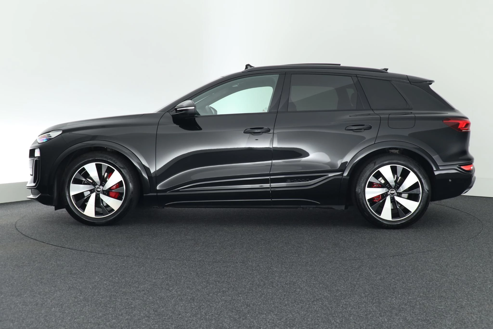 Hoofdafbeelding Audi Q6 e-tron