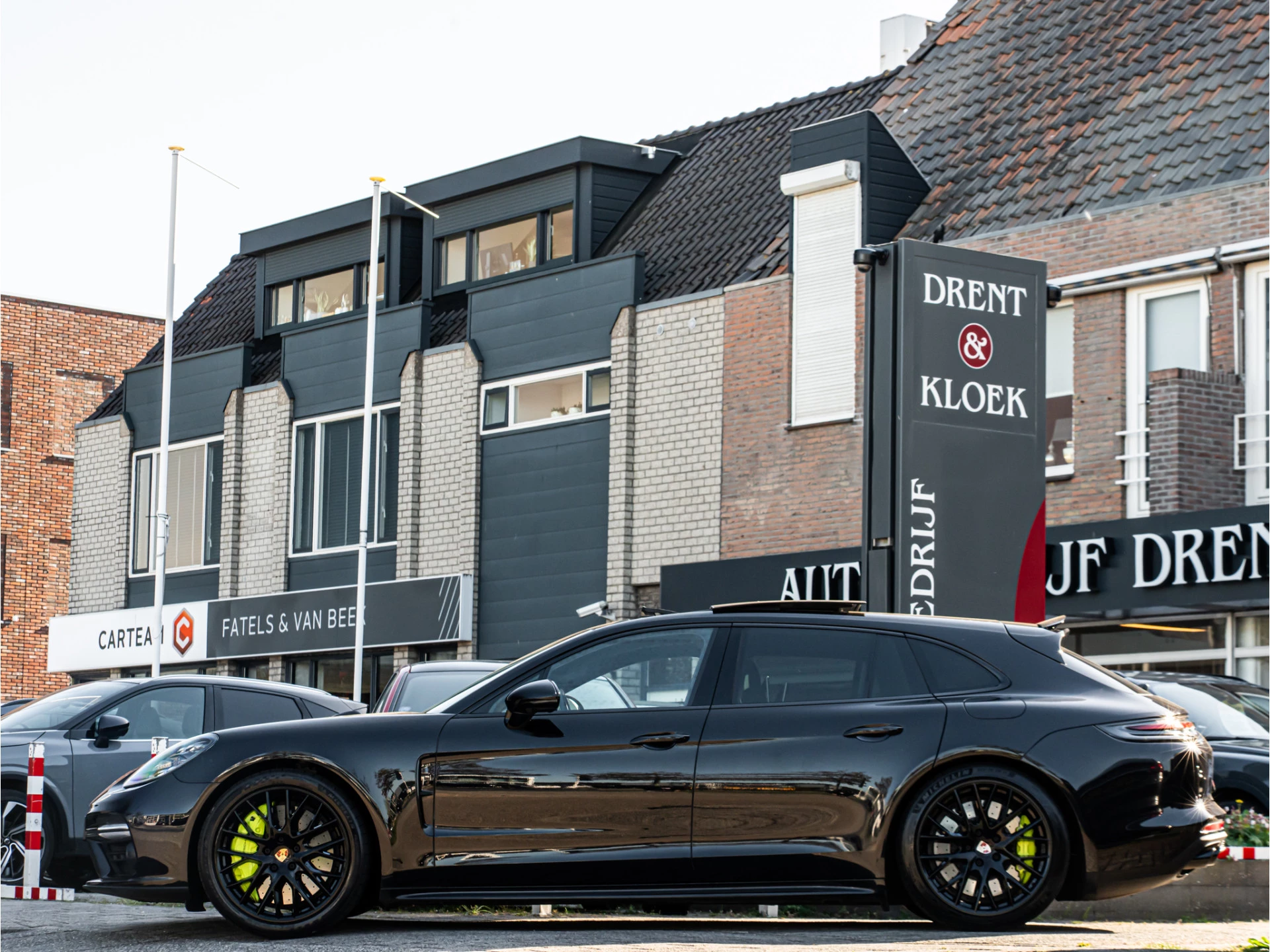 Hoofdafbeelding Porsche Panamera