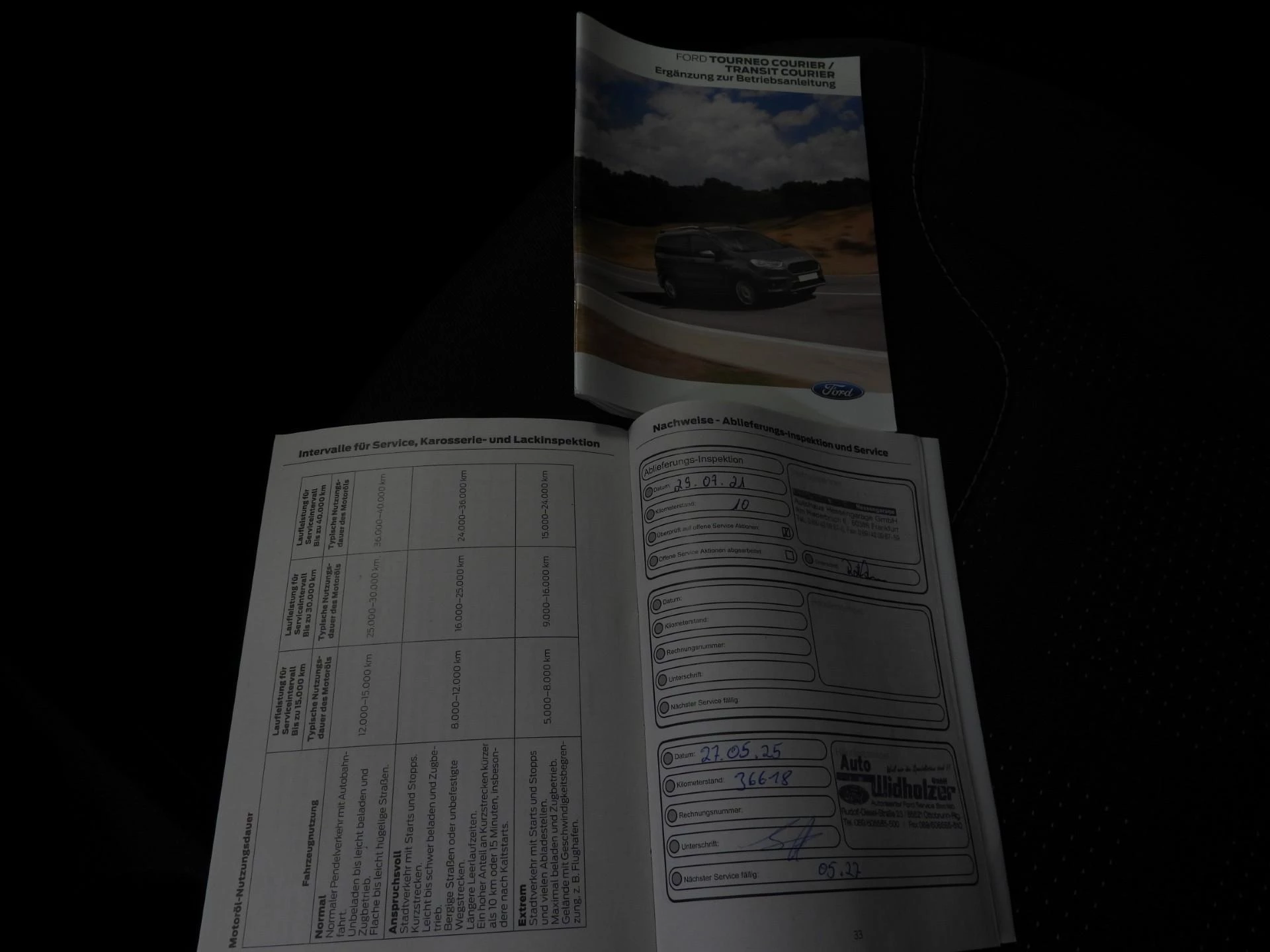 Hoofdafbeelding Ford Transit Courier