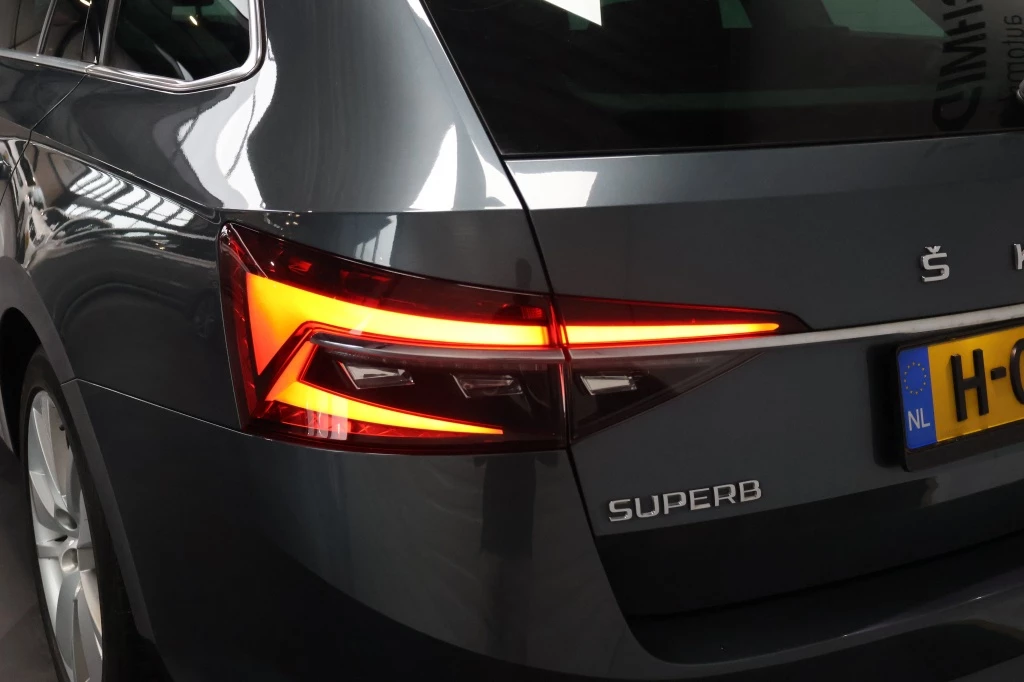 Hoofdafbeelding Škoda Superb