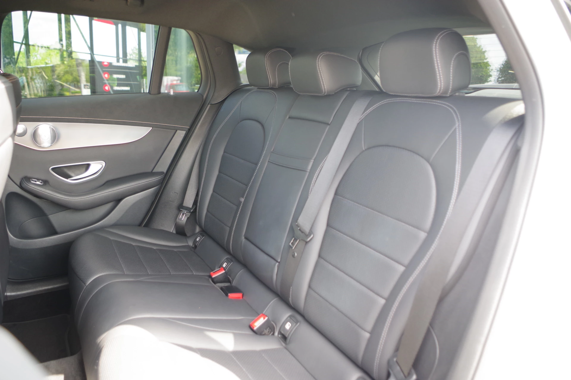 Hoofdafbeelding Mercedes-Benz EQC