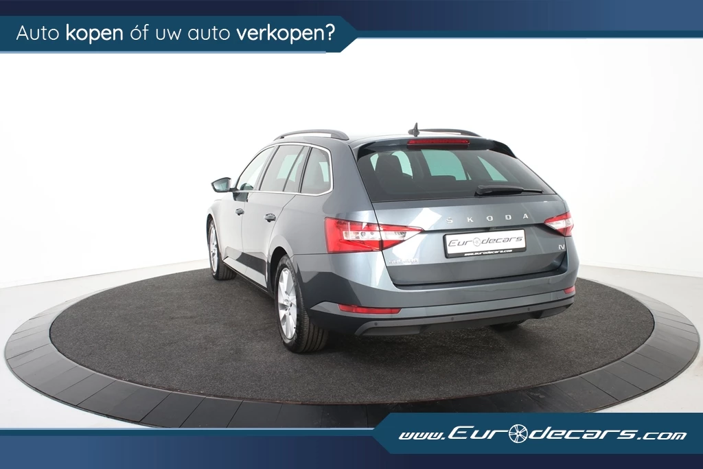 Hoofdafbeelding Škoda Superb