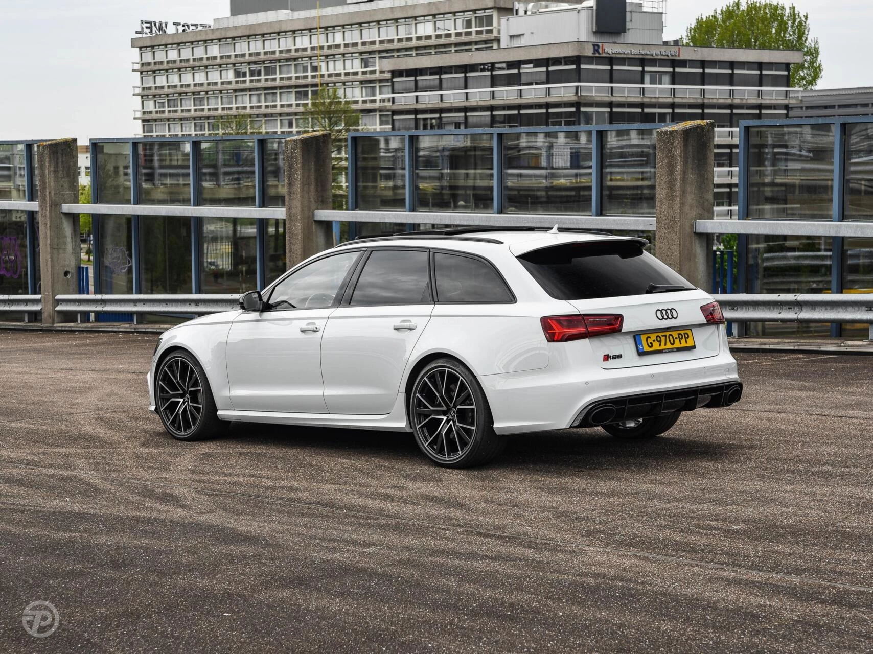 Hoofdafbeelding Audi RS6