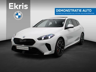 BMW 1 Serie 120 M Sportpakket Pro | Premium Pack | Stuurwielrand Verwarmd | Panoramadak | Driving Assistant | Parking Assistant | 19''