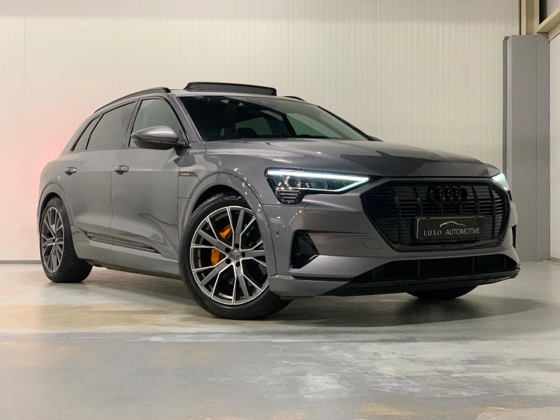 Hoofdafbeelding Audi e-tron