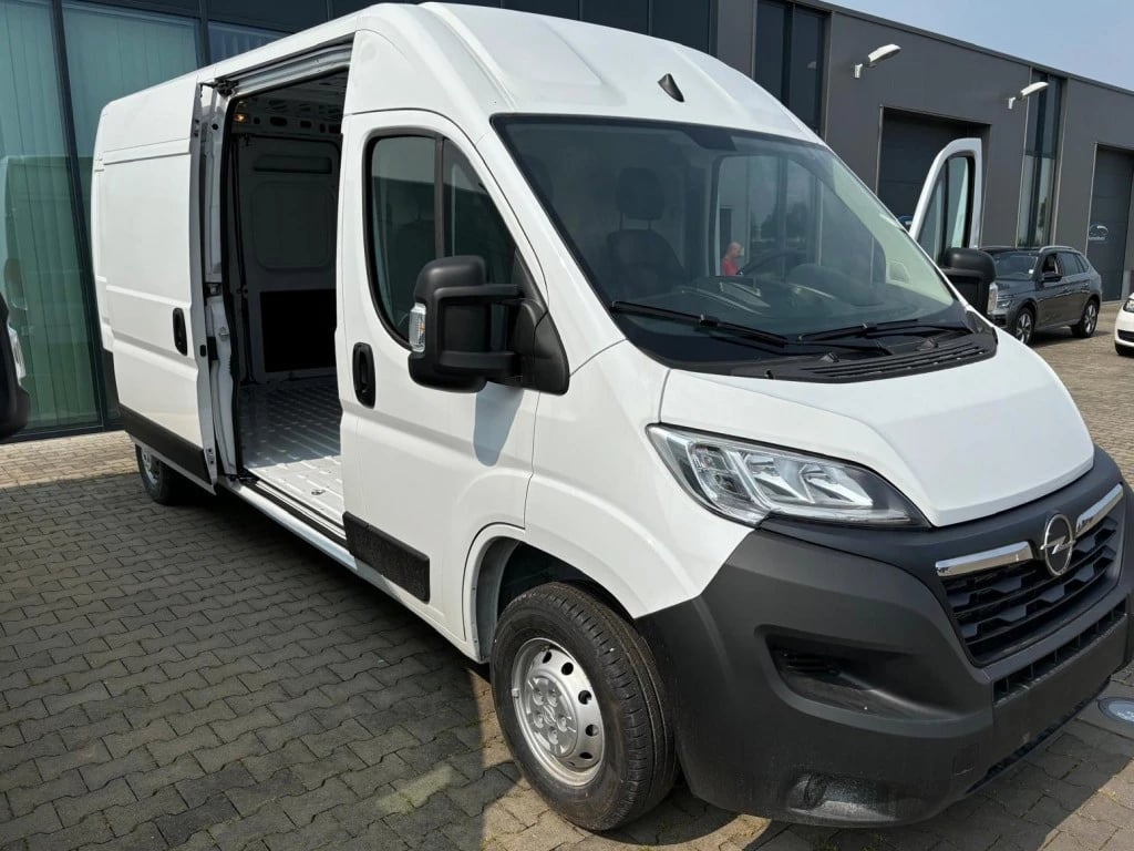 Hoofdafbeelding Opel Movano