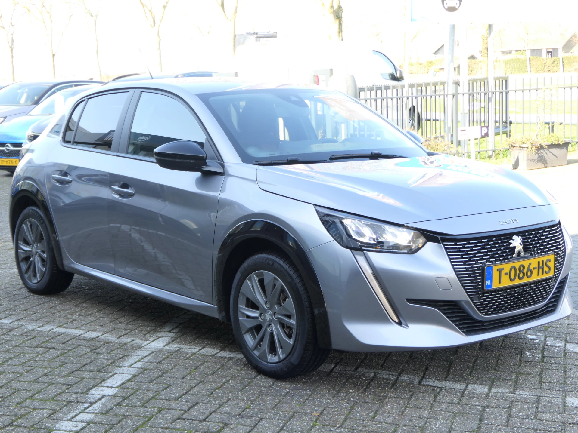 Hoofdafbeelding Peugeot e-208