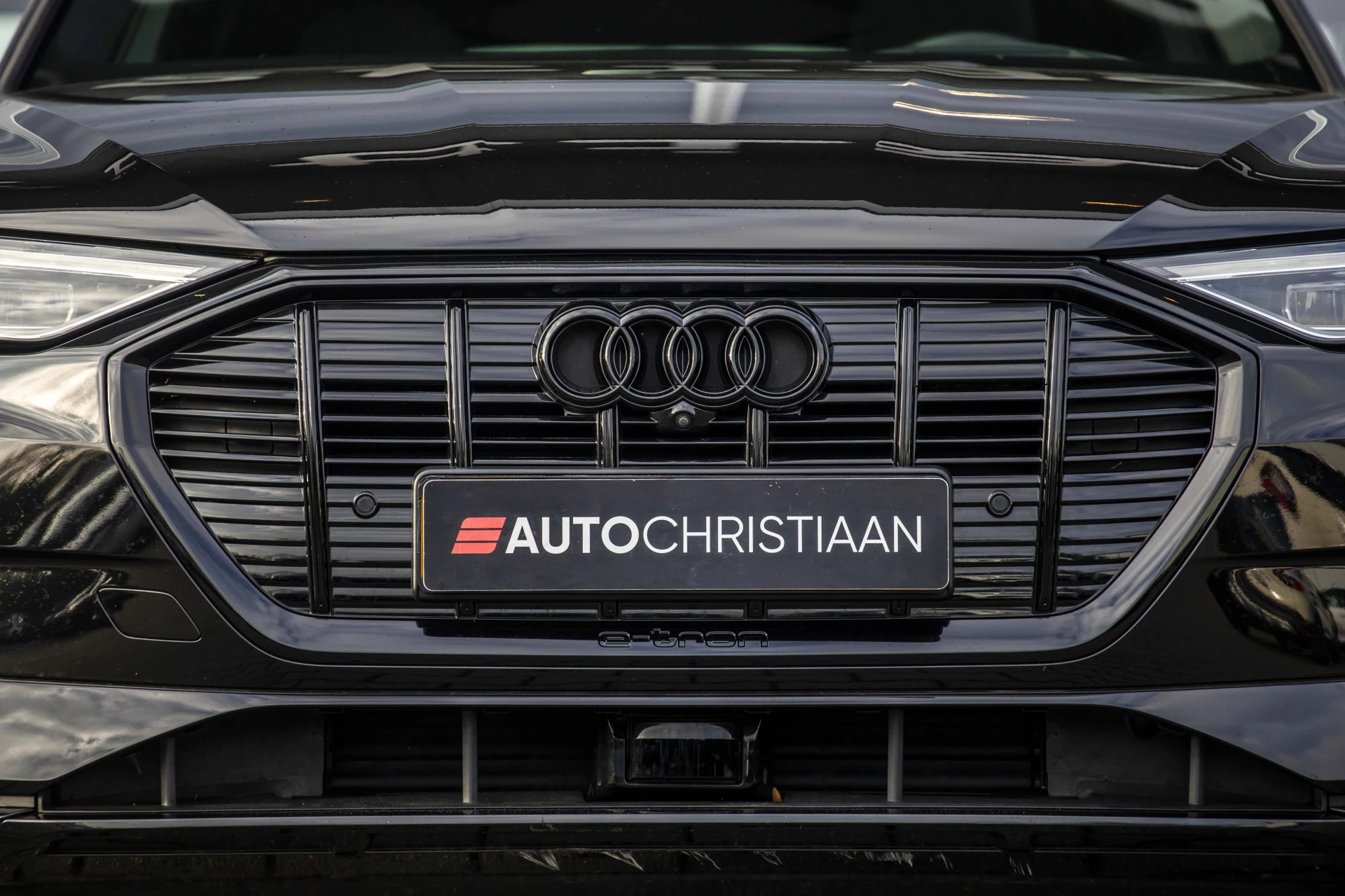 Hoofdafbeelding Audi e-tron