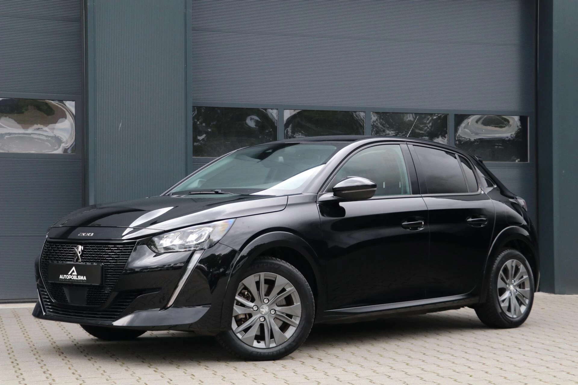 Hoofdafbeelding Peugeot e-208