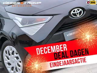 Toyota Aygo 1.0 VVT-i X-Pblay - Black Sand Pearl - Camera/Carplay - Aygo Aktie x6 v.a. €8.995