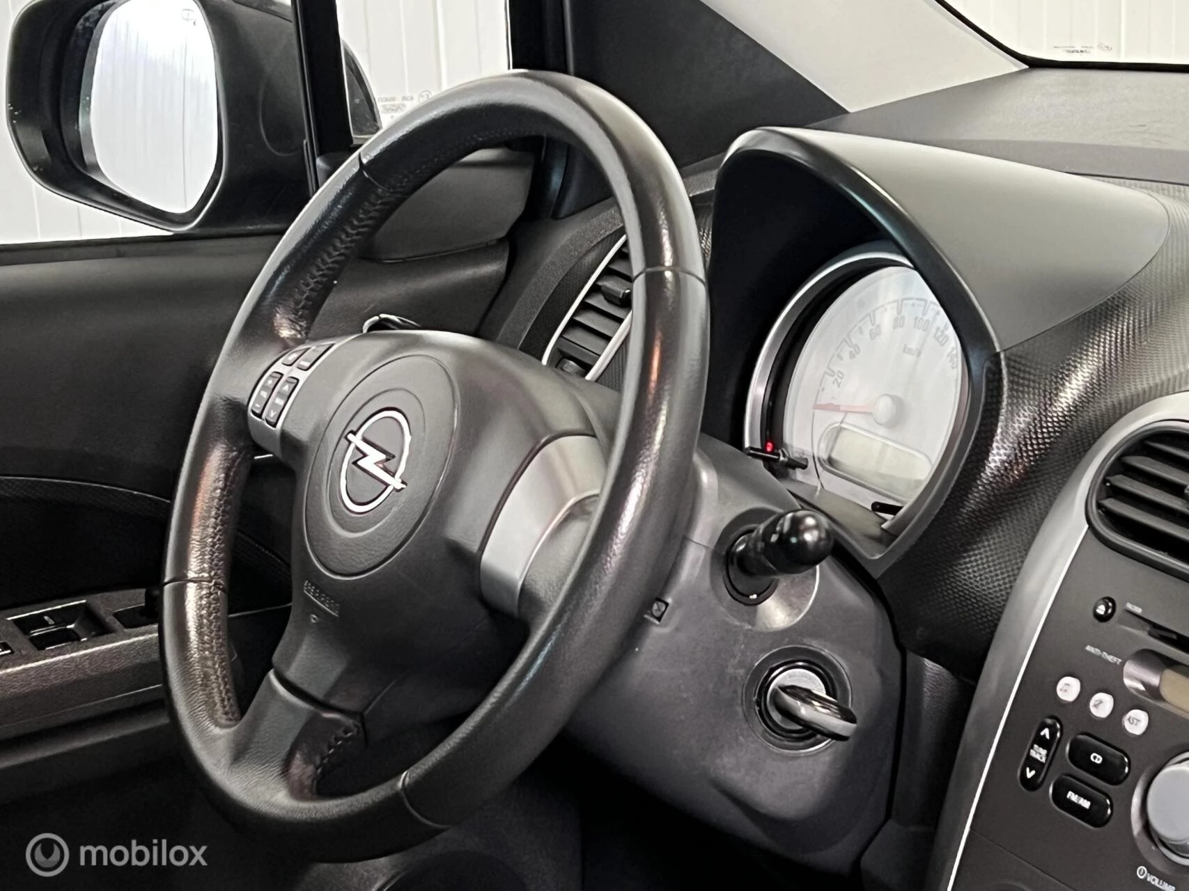 Hoofdafbeelding Opel Agila