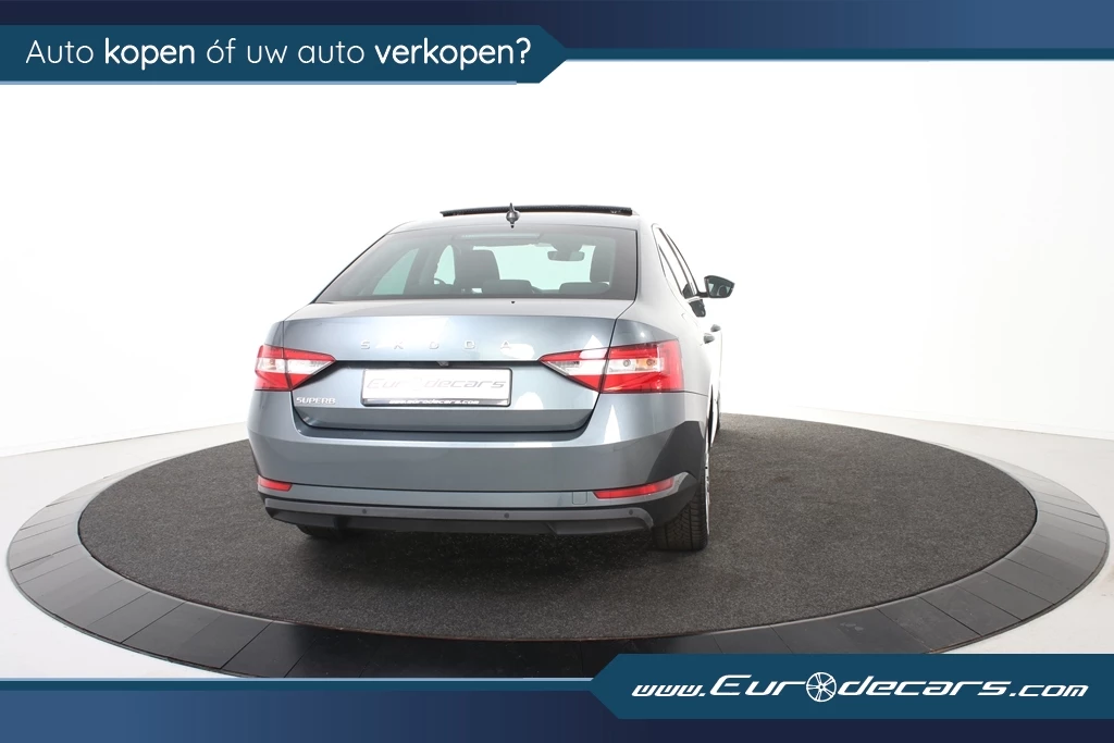 Hoofdafbeelding Škoda Superb