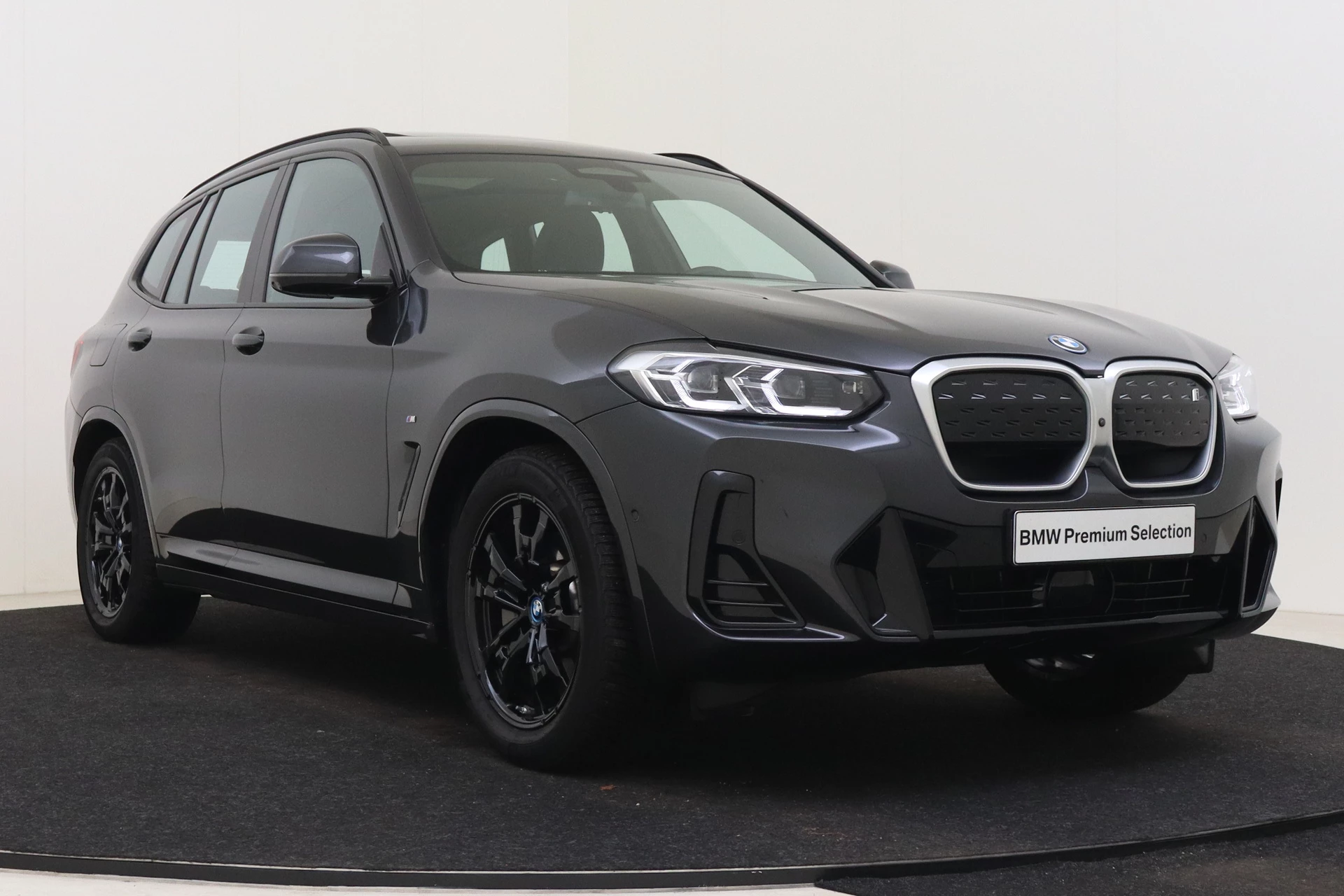 Hoofdafbeelding BMW iX3