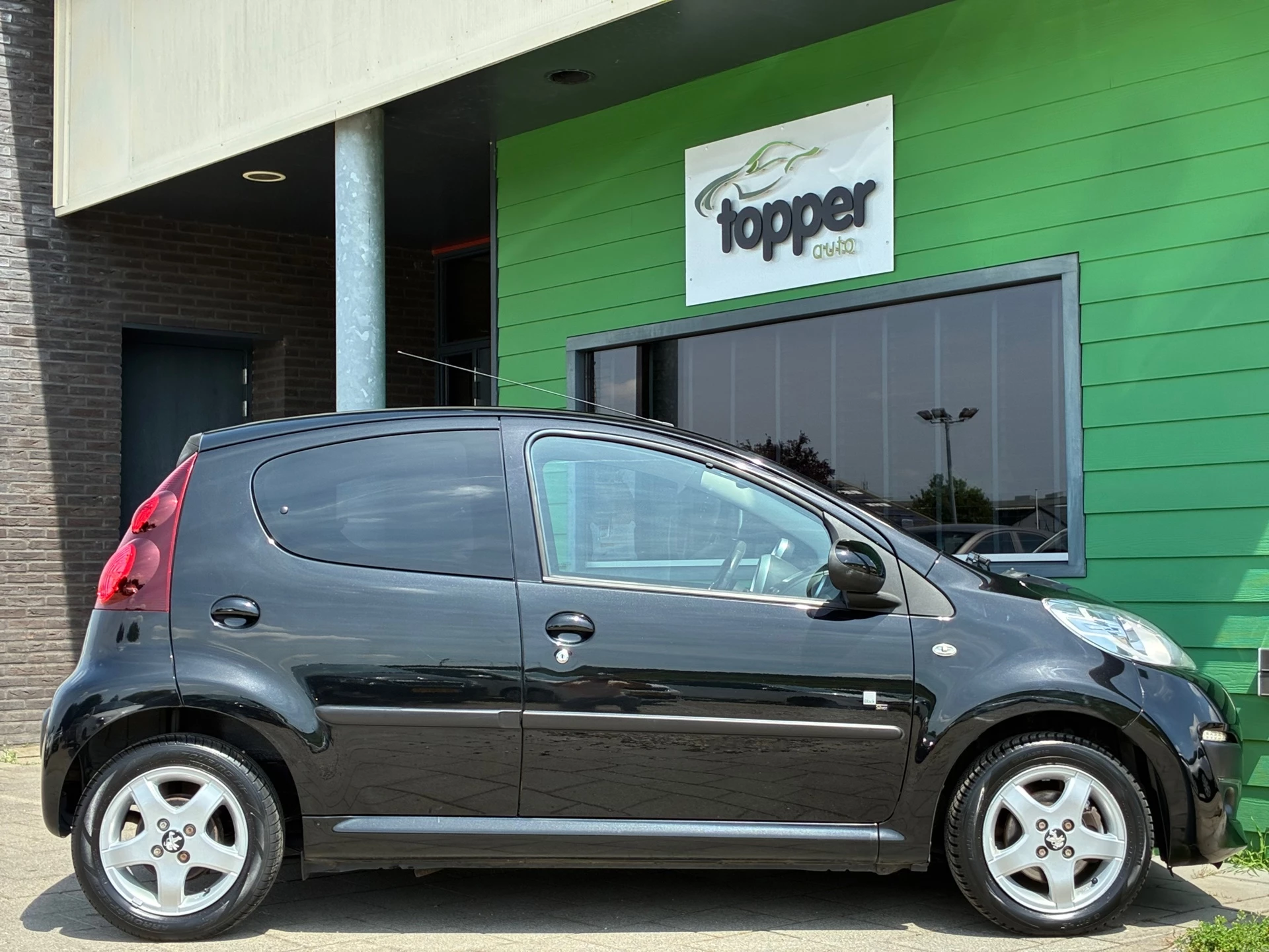 Hoofdafbeelding Peugeot 107